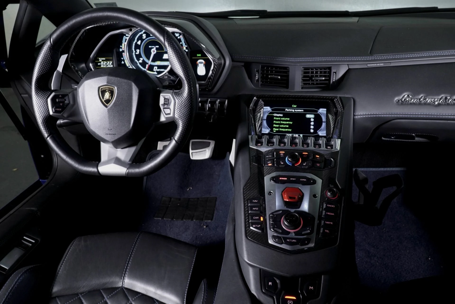 mph009_1703442625_Used_2016_Lamborghini_Aventador_LP_700_4_1767895159_4dfd5b8c6e