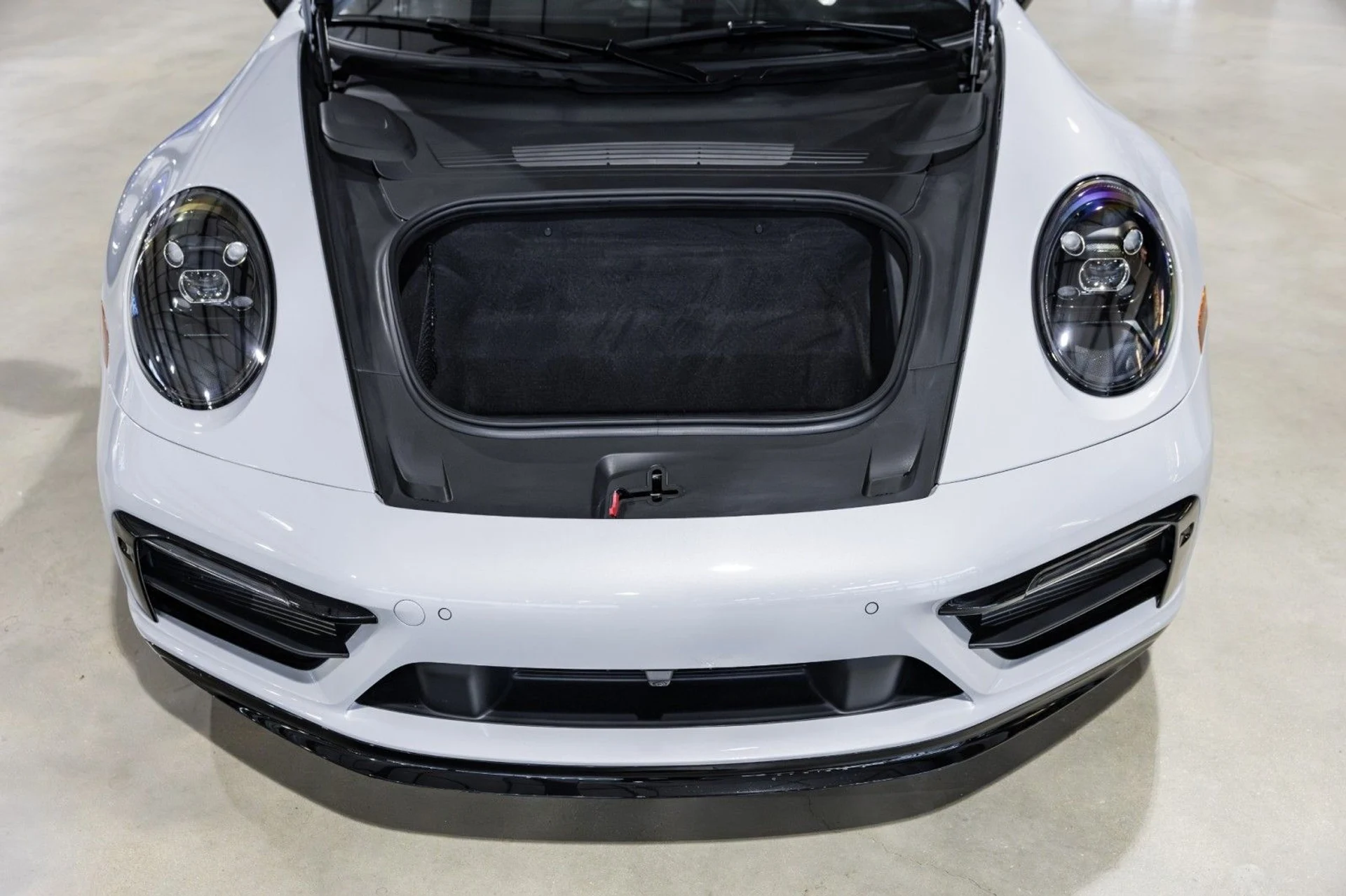 mph009_1704190663_r_A_232dcefe7f