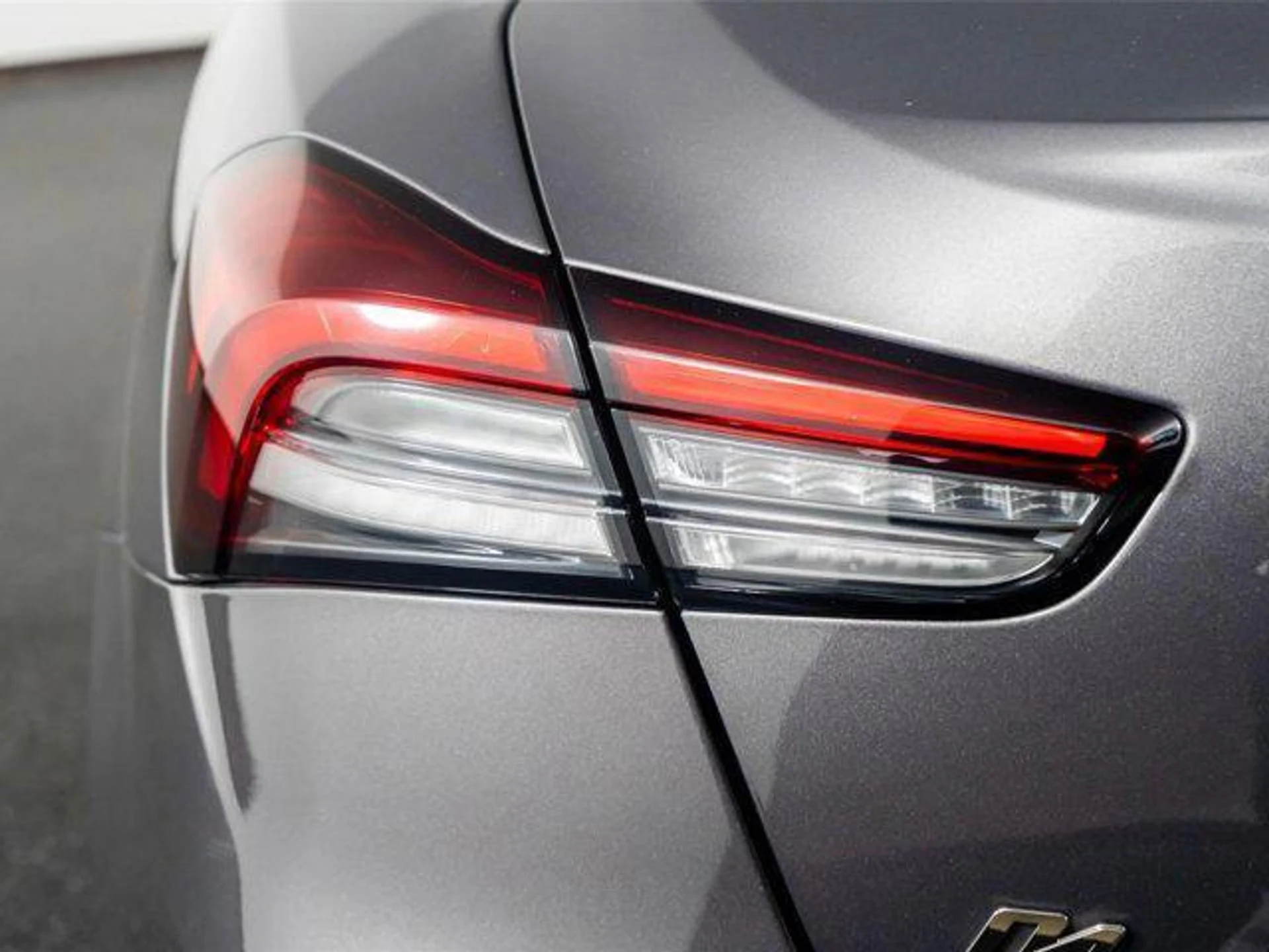 mph009_1709340349_v_N_Ai_Mee_C_Fx_Rbb_Ppl_D_Cg_Eygf_Gaq_E_e81ea51a78