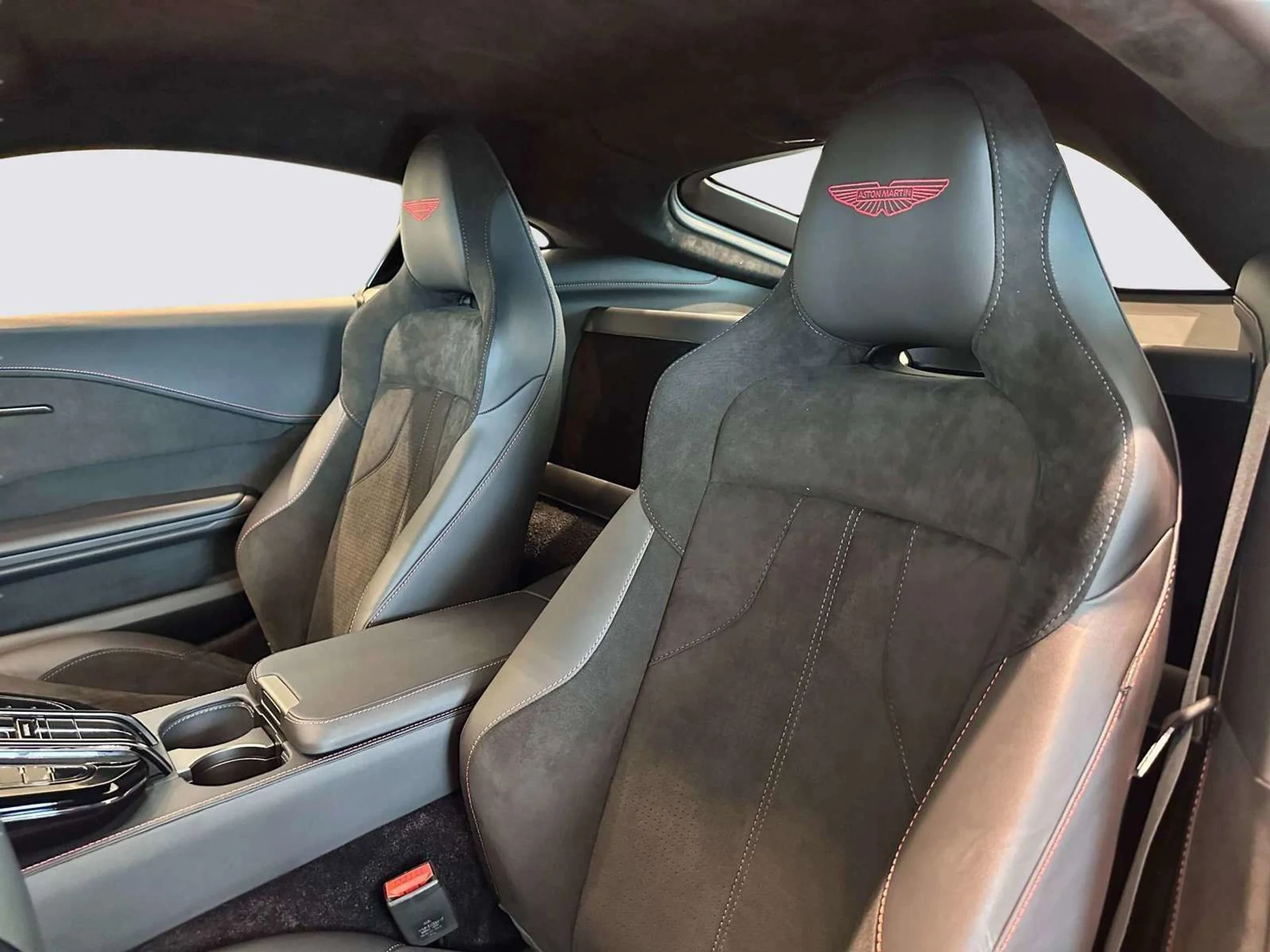 mph009_1714797513_3f623a93_e3cd_49ce_914e_802ff8680b67_584ffc2733