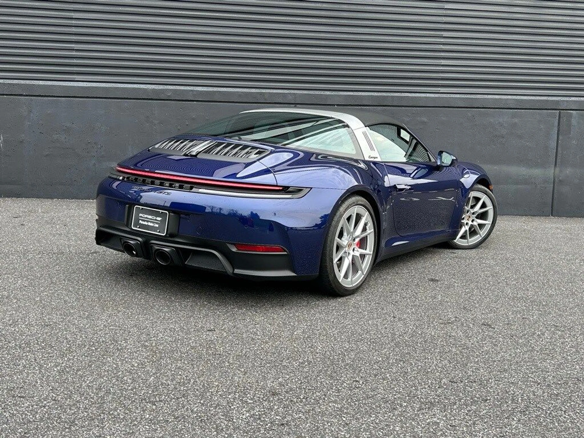 mph009_1726275425_f92ce7b016e7a55ed04f9ad2d83d8c49x_5d4946543c