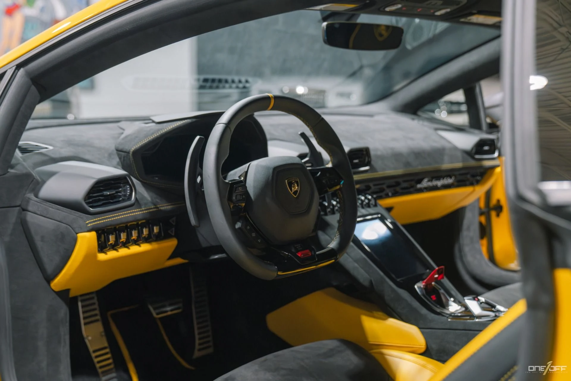 mph009_1733641251_Used_2024_Lamborghini_Huracan_Sterrato_1757040666_2b9c593848