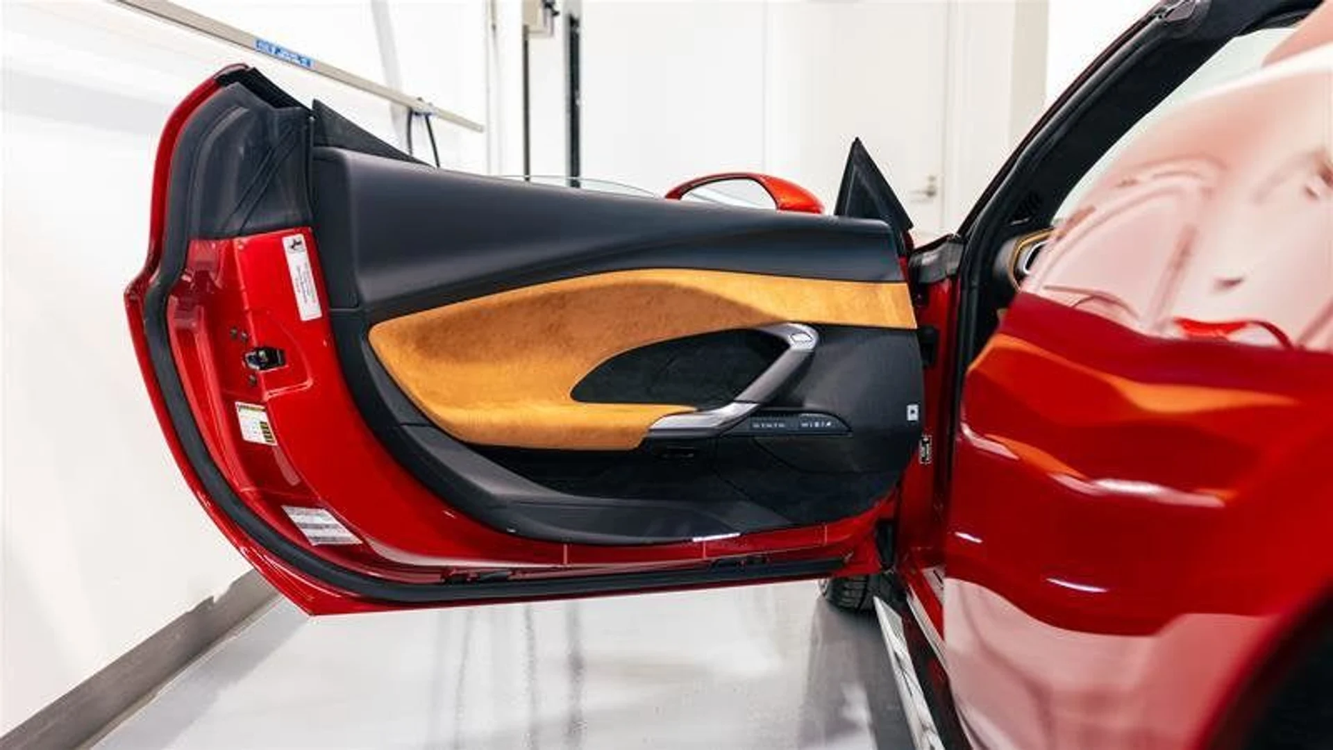 mph009_1735346095_2a72a6aff4f641bf8d7cacb8ae238cc4_8e8f8f9c3a