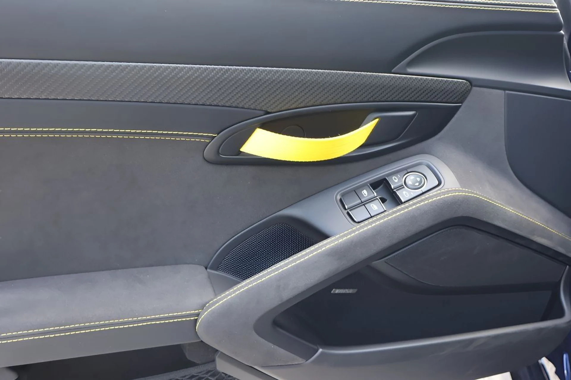 mph009_1740994163_10_e663e90df6