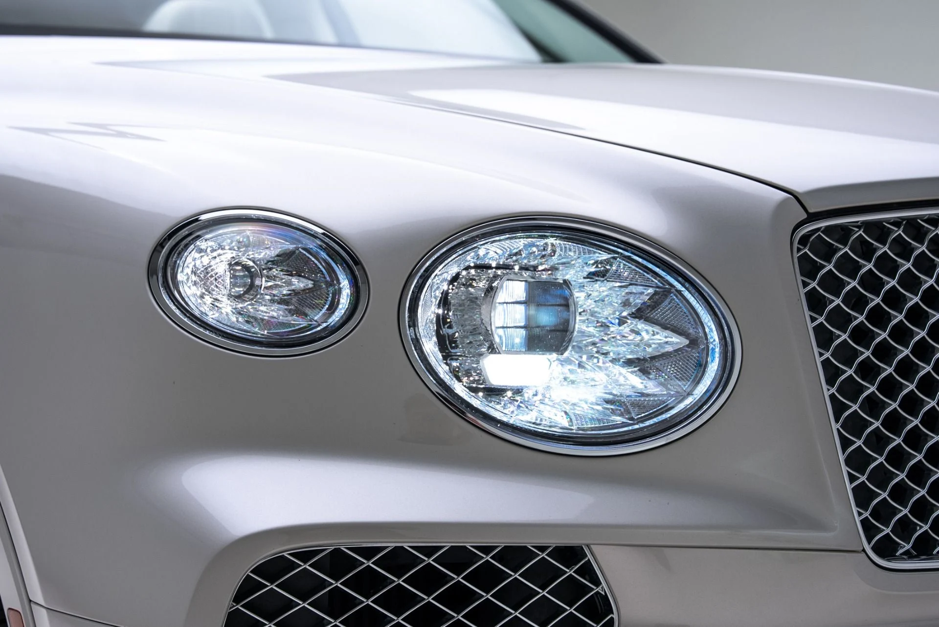 mph009_1743734709_Used_2021_Bentley_Bentayga_V8_1774990523_afc2dbc6d1