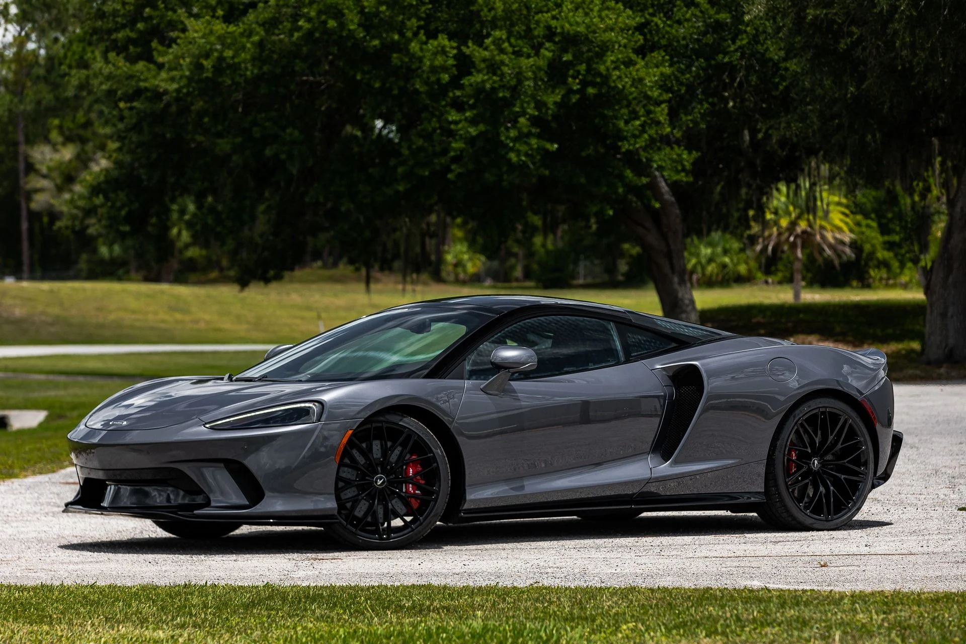 mph009_1746863814_Used_2023_Mc_Laren_GT_Luxe_4a2518b916