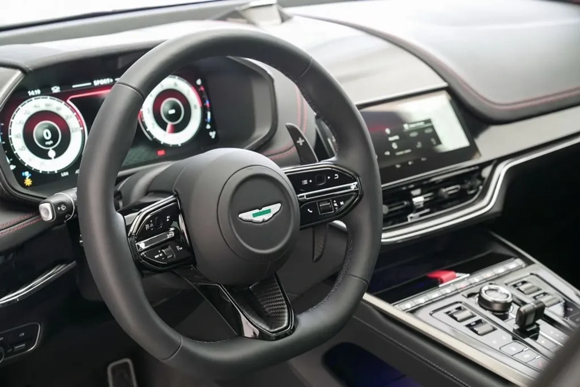 mph009_175329502_tvs3rofyltl973boce517kb18mt0_4ca321fabd