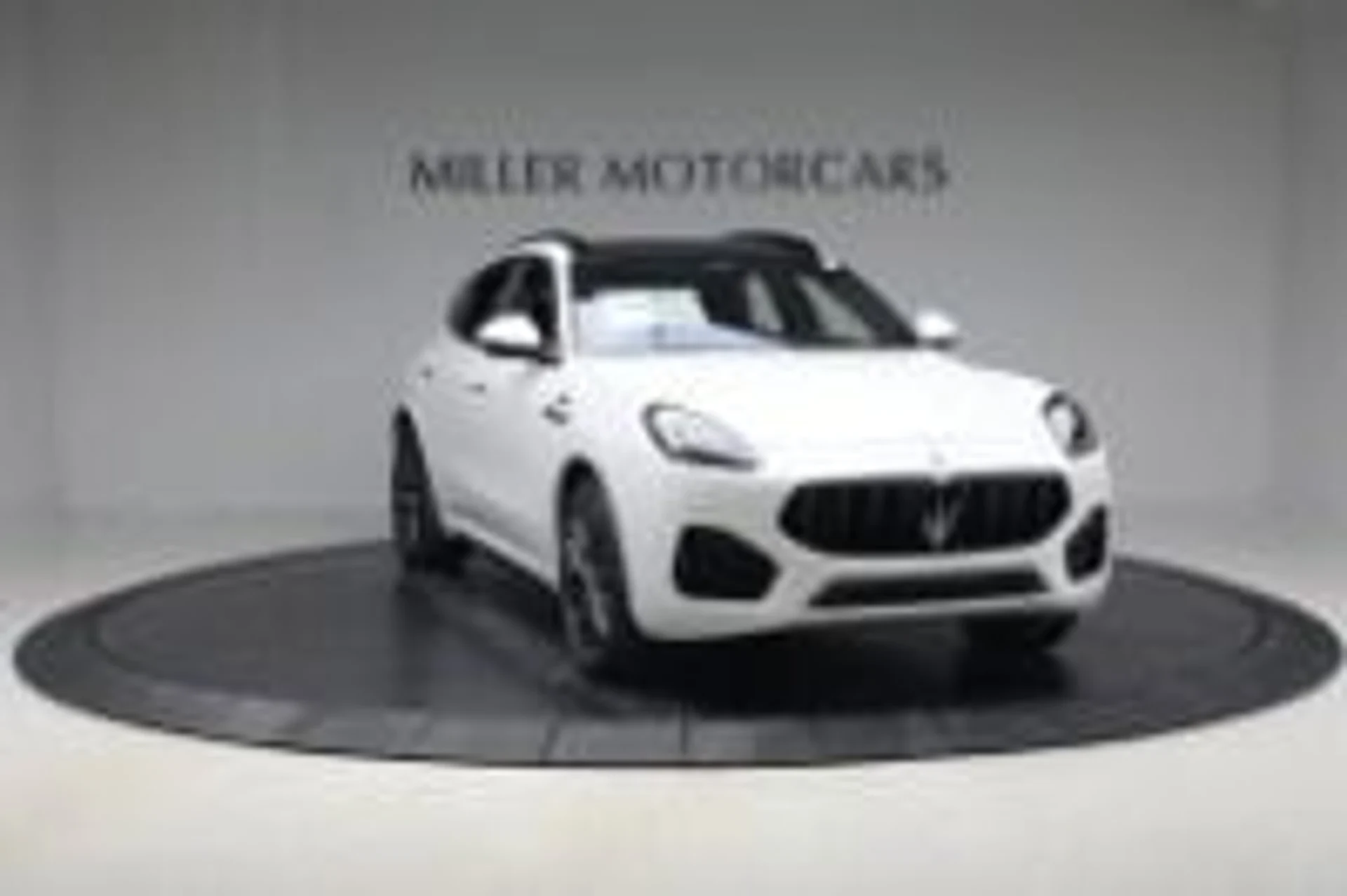 mph009_1758091568_New_2026_Maserati_Grecale_Modena_V6_1777494779_2b62ec2888