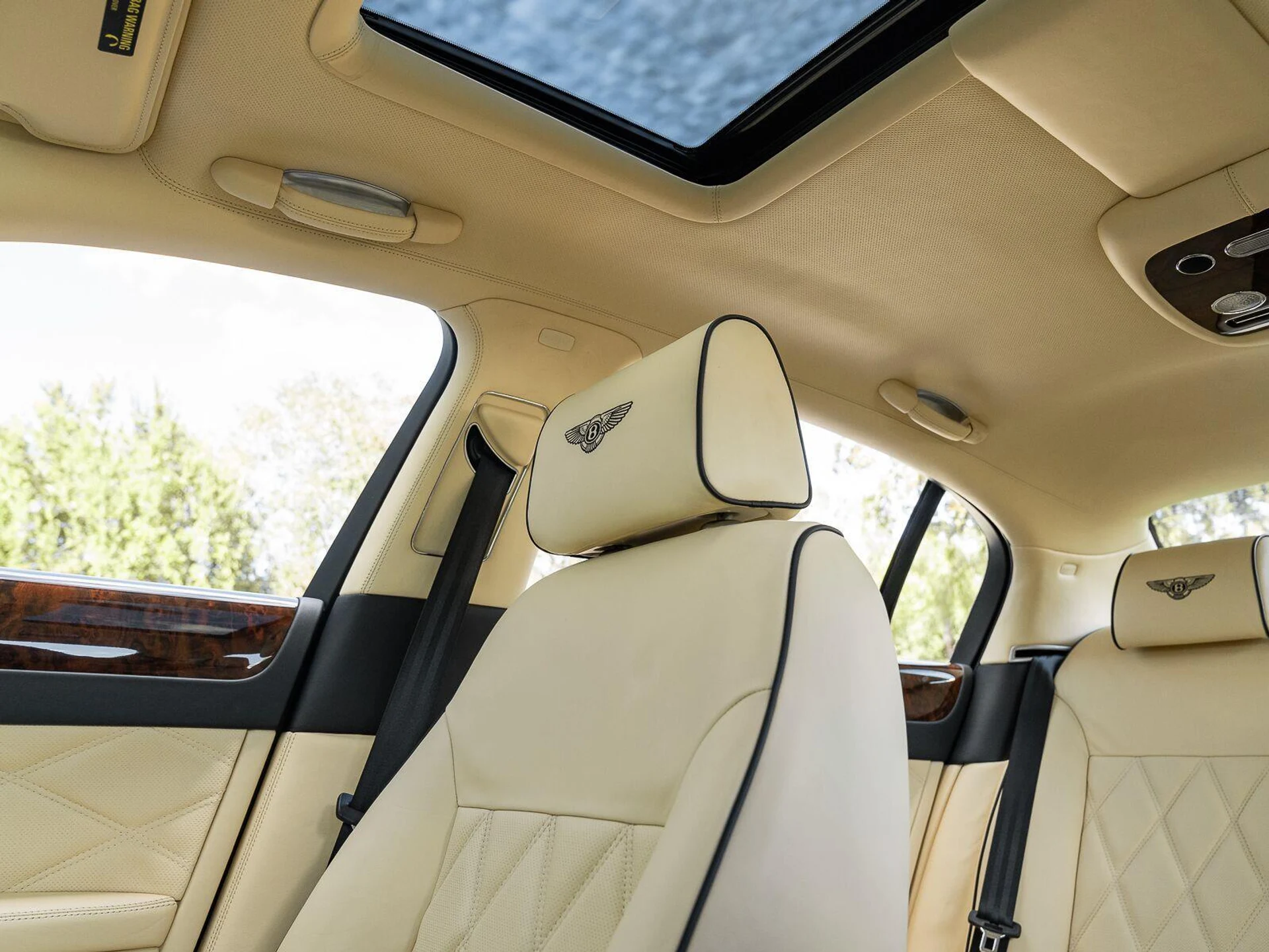 mph009_1763834852_Used_2011_Bentley_Continental_Flying_Spur_Speed_1792185132_cd446c1167