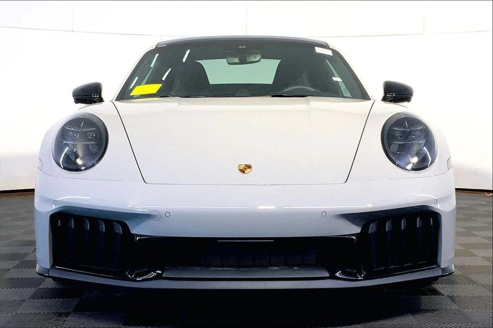 mph009_1768973721_1v_L6ci6qi_MKSSM_3_Ov_c05_Z_e_C4w_670c871298