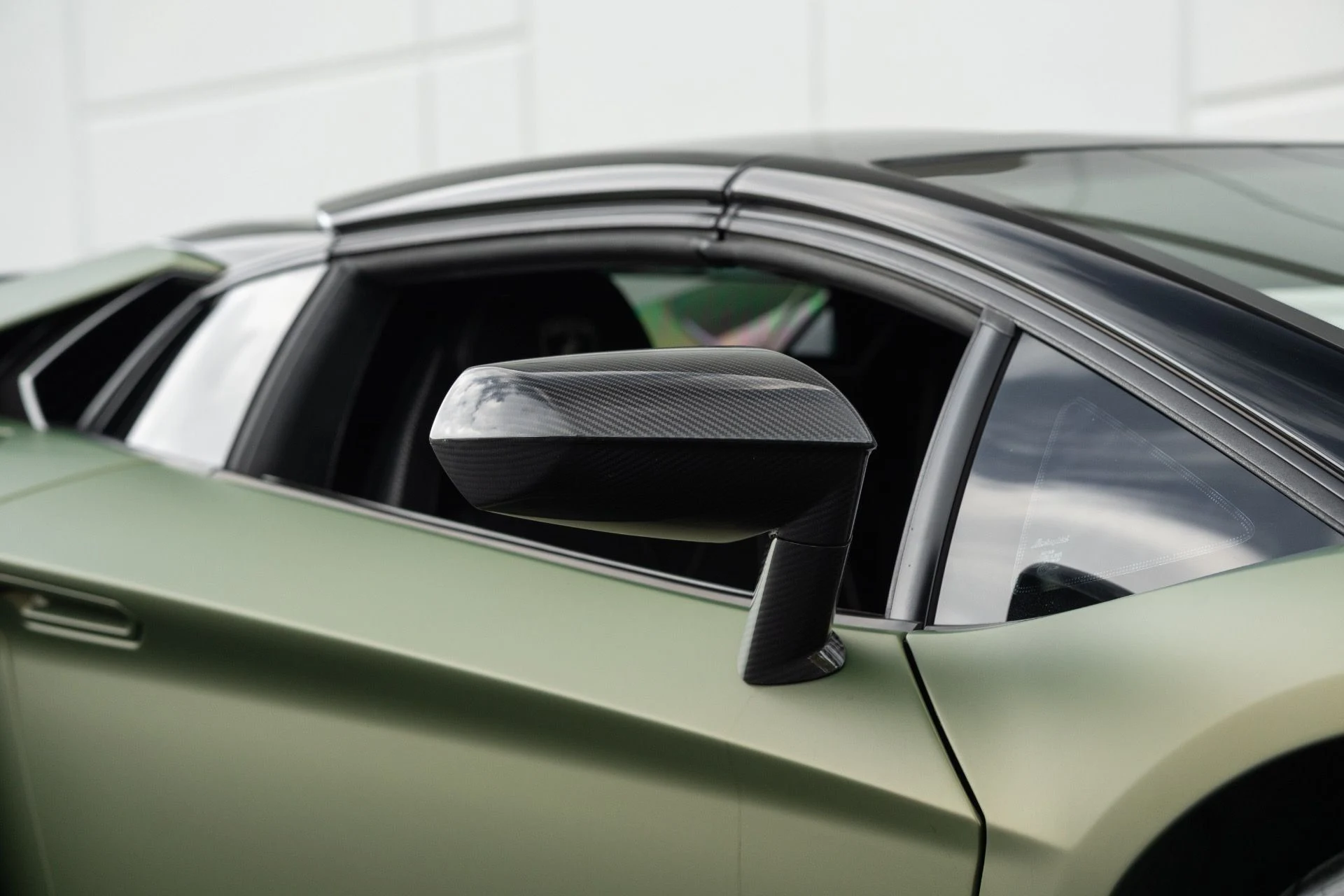 mph009_1771928338_Used_2021_Lamborghini_Aventador_LP_770_4_SVJ_Roadster_1773714572_ee83270847