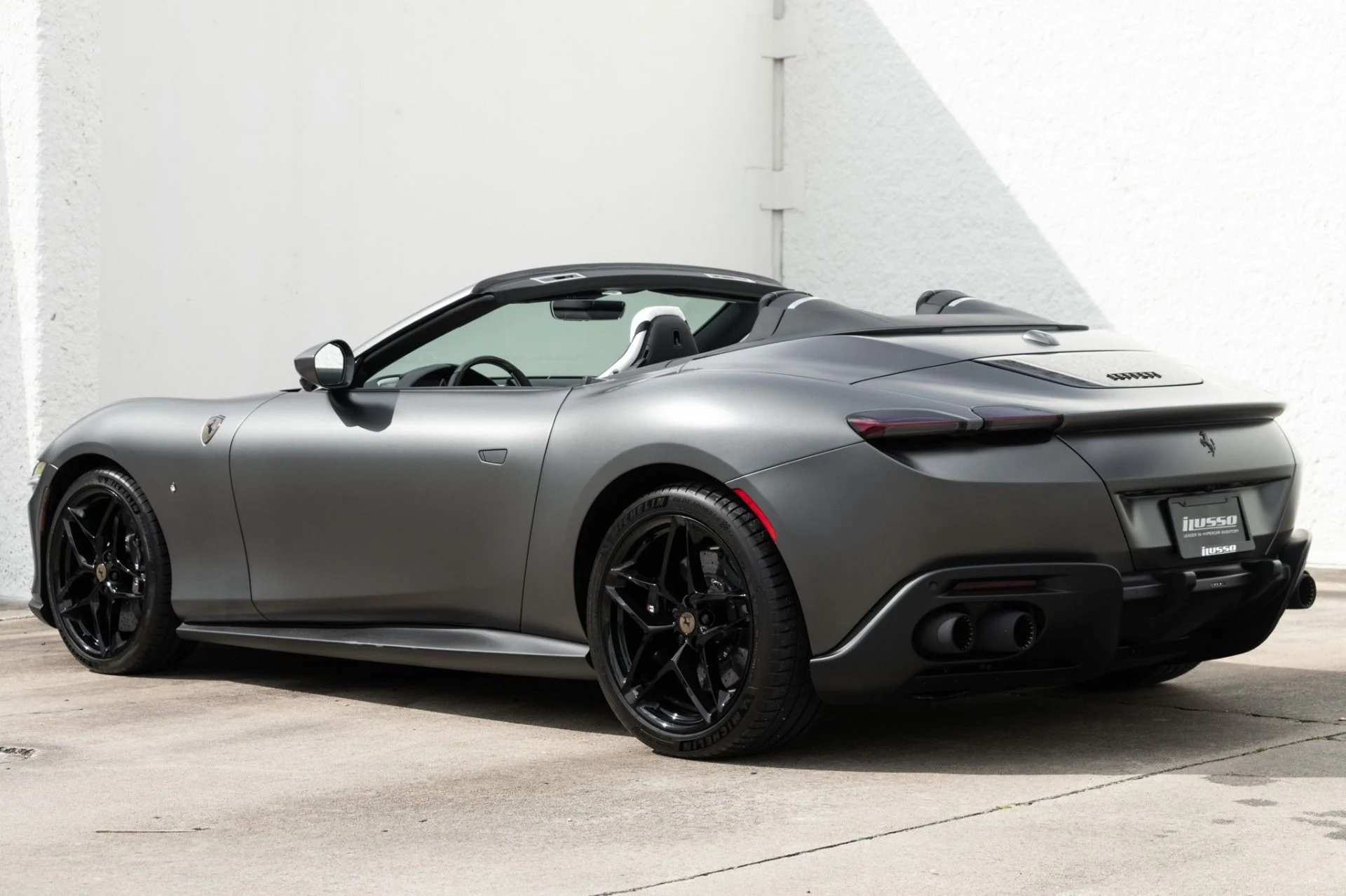 mph009_1774198725_Used_2025_Ferrari_Roma_Spider_1771439392_ef664396cc