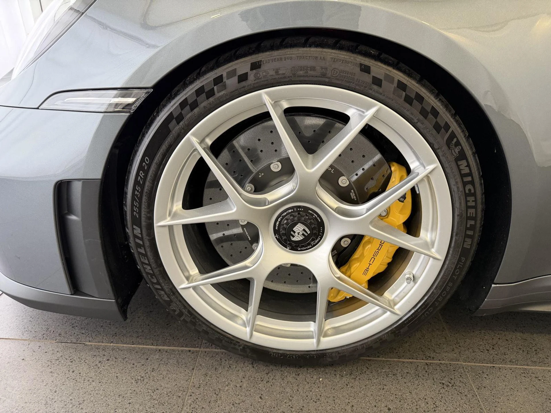 mph009_178097836_716bb0f28cc0bb29c5c2aaa0d780893ax_879d5afe34