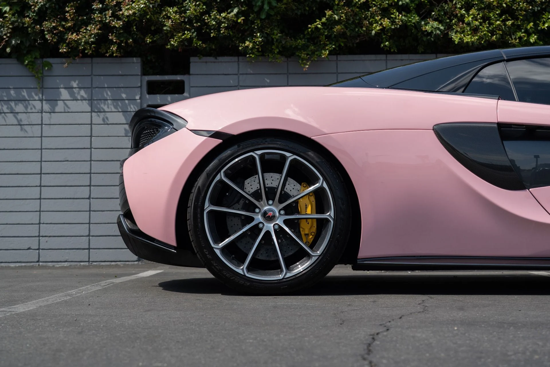 mph009_1783448153_Used_2018_Mc_Laren_570_S_Spider_1757711863_6675f9328f