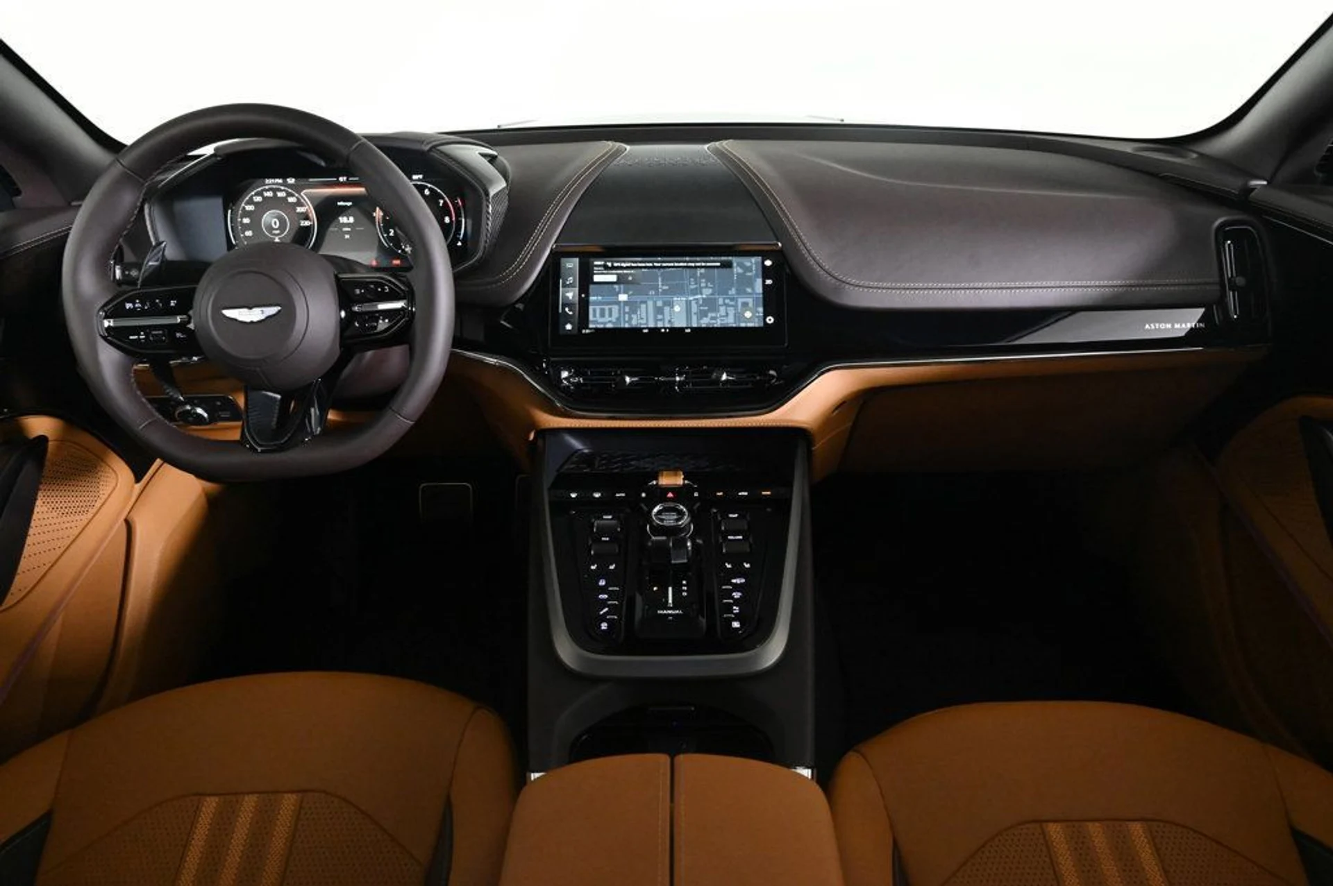 mph009_1787905956_new_2026_aston_martin_dbx_707awd_11350_22961642_9_1024_40ba3b74c0