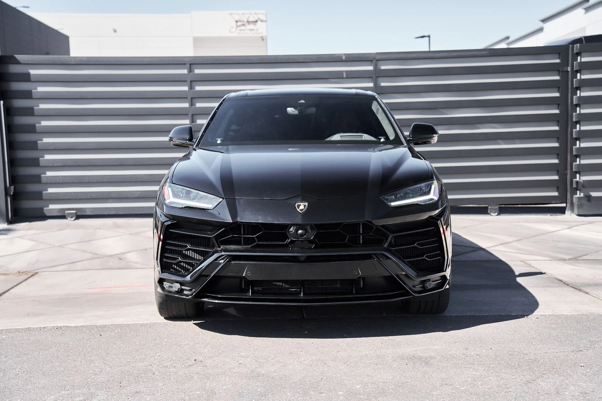 mph009_1803384821_Used_2021_Lamborghini_Urus_Base_1759523171_246f06a357