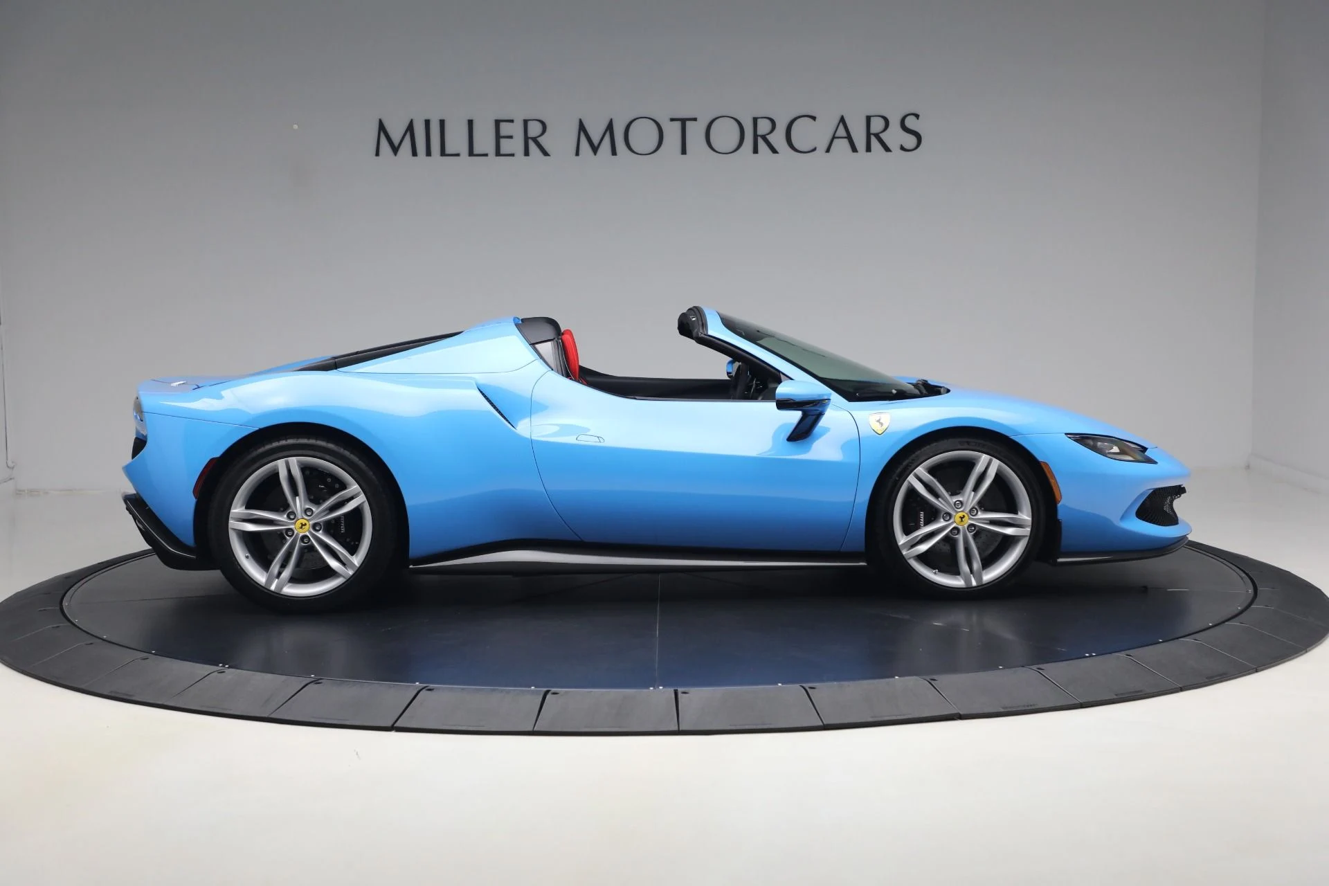 mph009_1807186213_Used_2025_Ferrari_296_GTS_1784838134_af3a17d0de