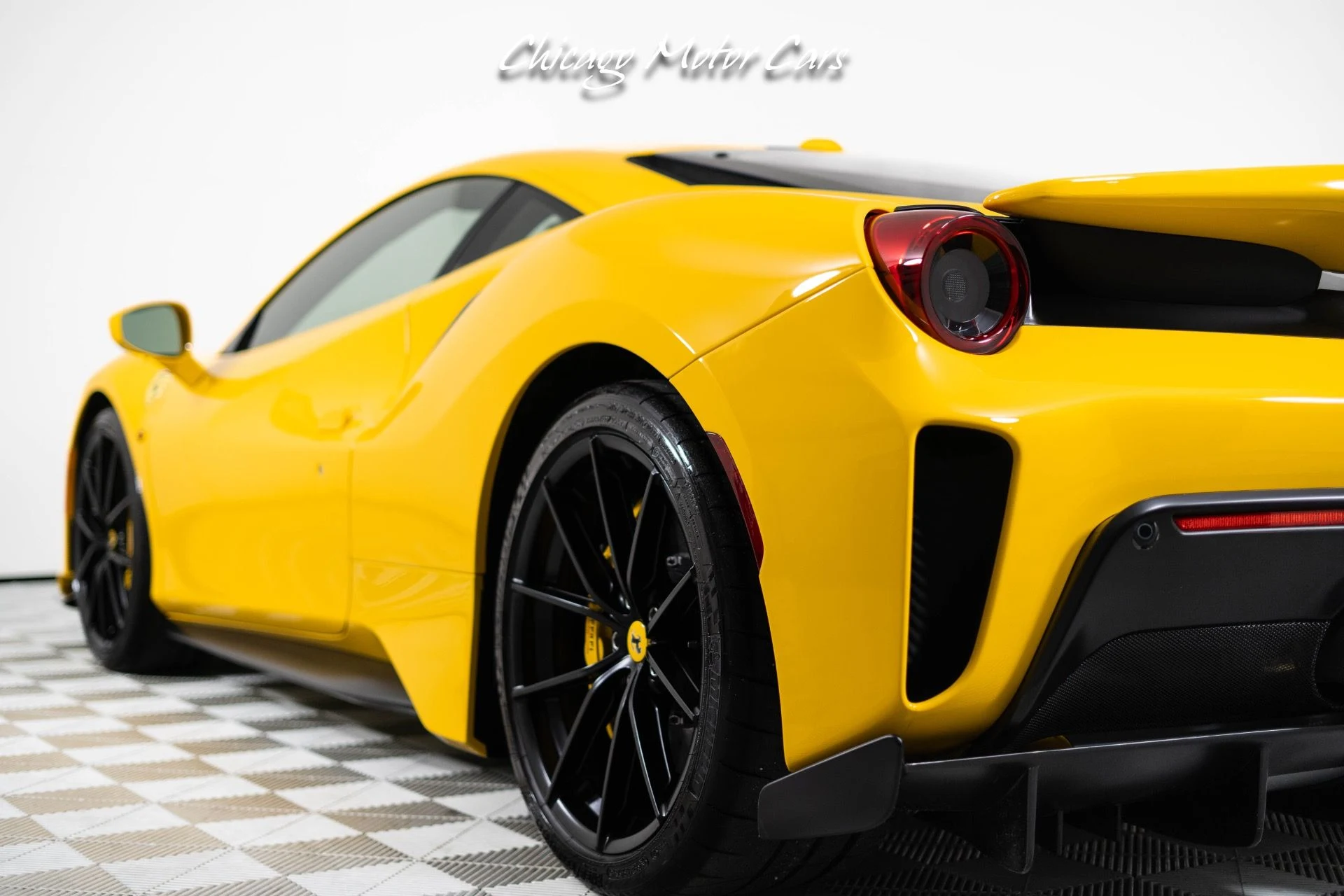 mph009_1809173786_13284_p10_l_02478dd660