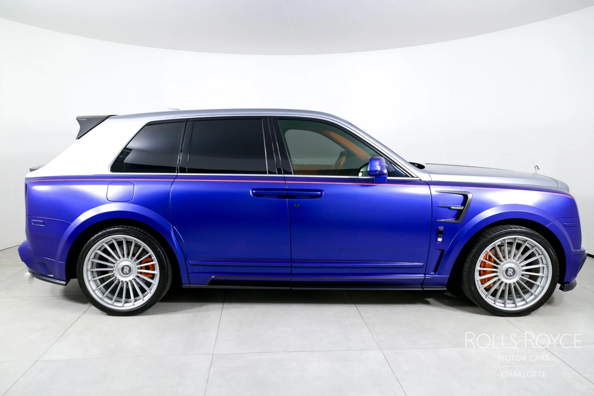 mph009_1809739663_Used_2019_Rolls_Royce_Cullinan_Mansory_1771362670_e6e69f0a04