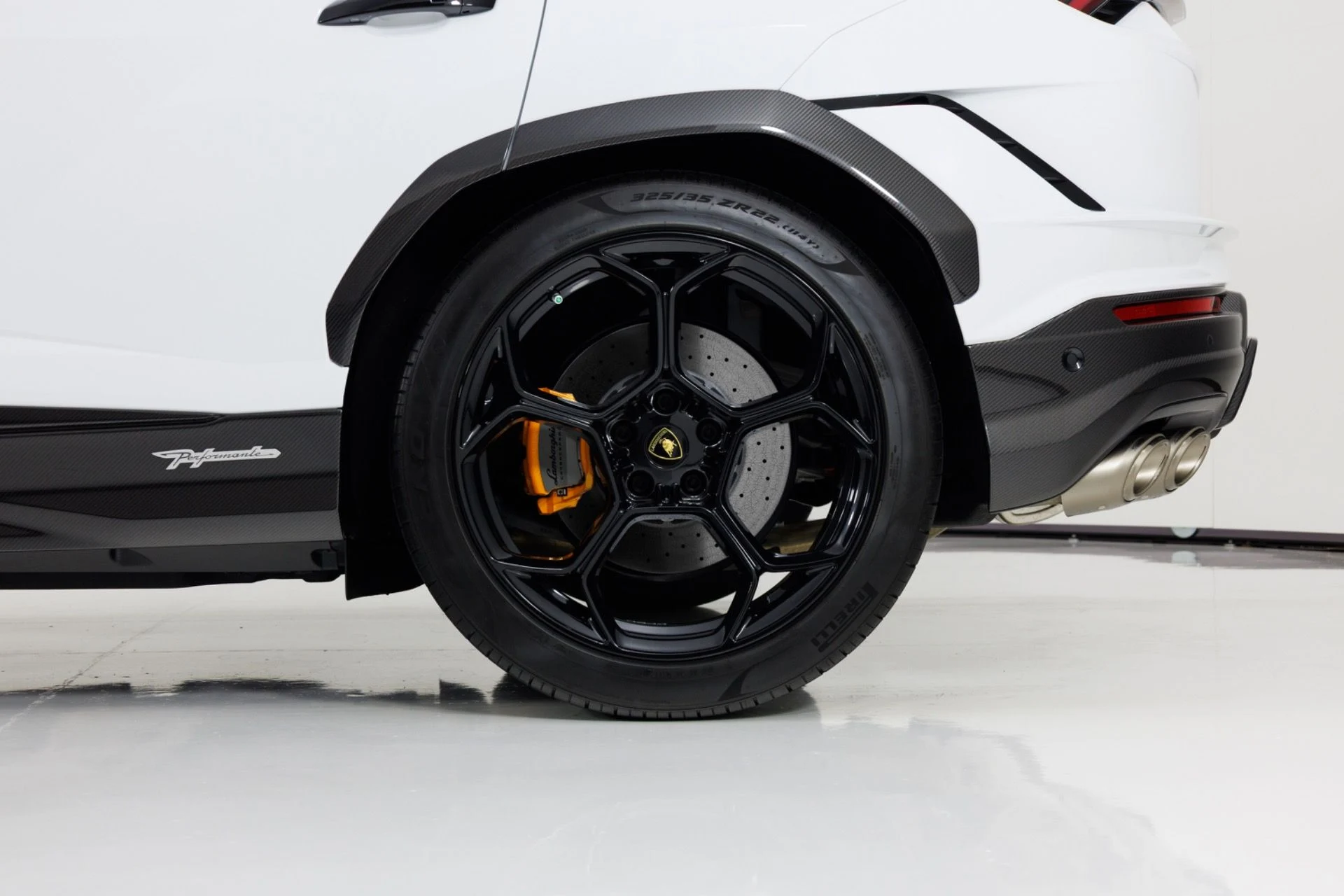 mph009_181032969_Used_2024_Lamborghini_Urus_Performante_1780601126_7df5c09d01