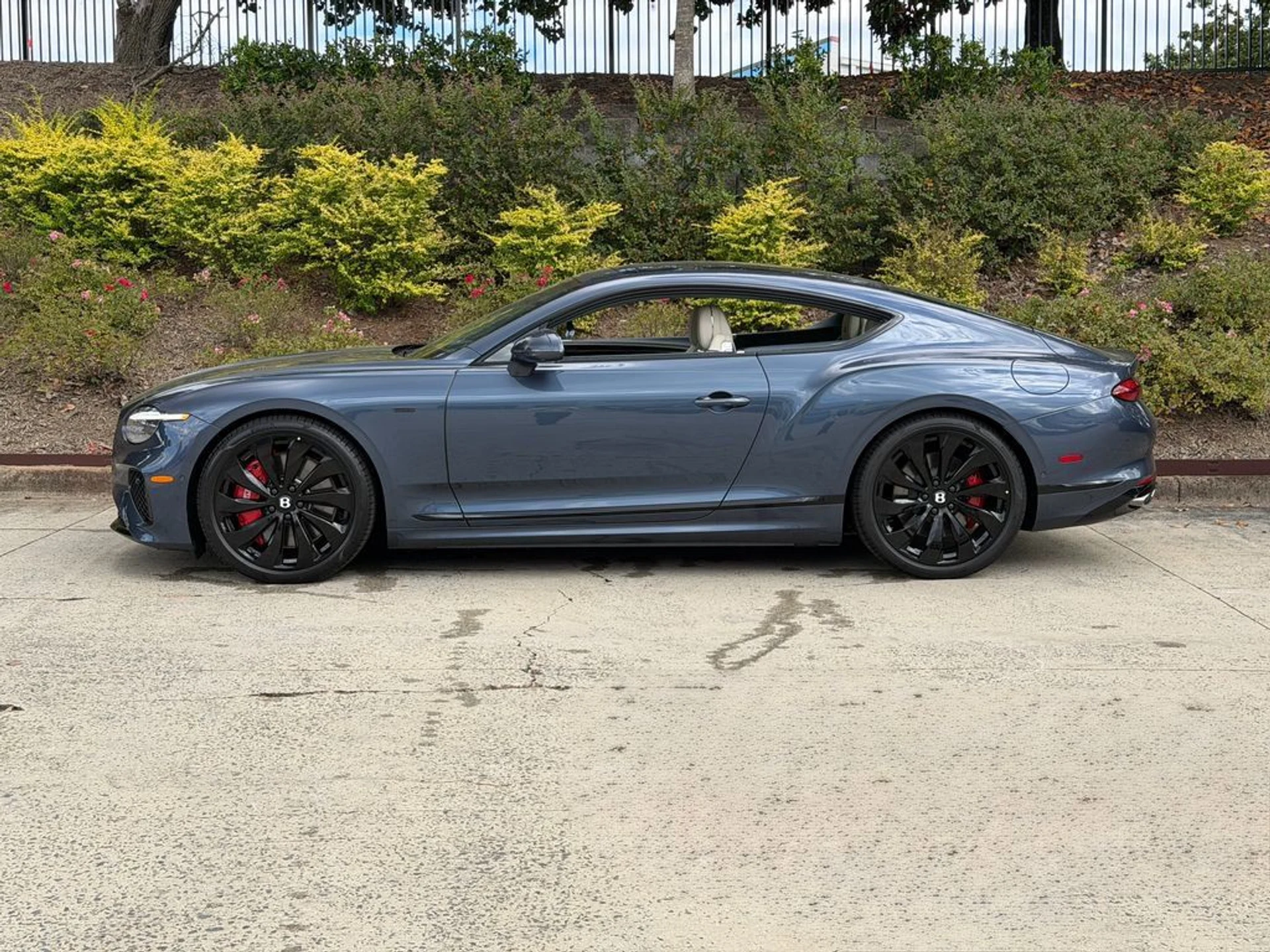 mph009_1830111253_605b49ffcf6b4bf4a0aa4ac4fcadc475_b90b428829