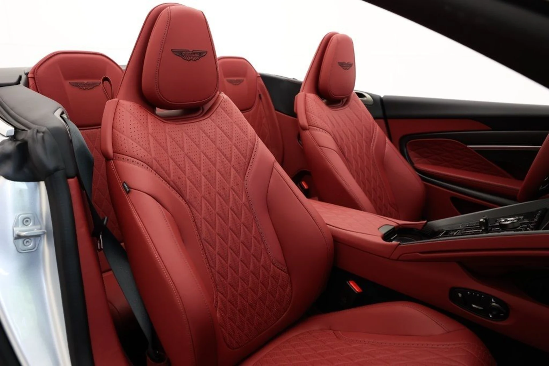 mph009_1839427267_bom49t921atqq15akz5lekr3qdvd_dad2dbf6af