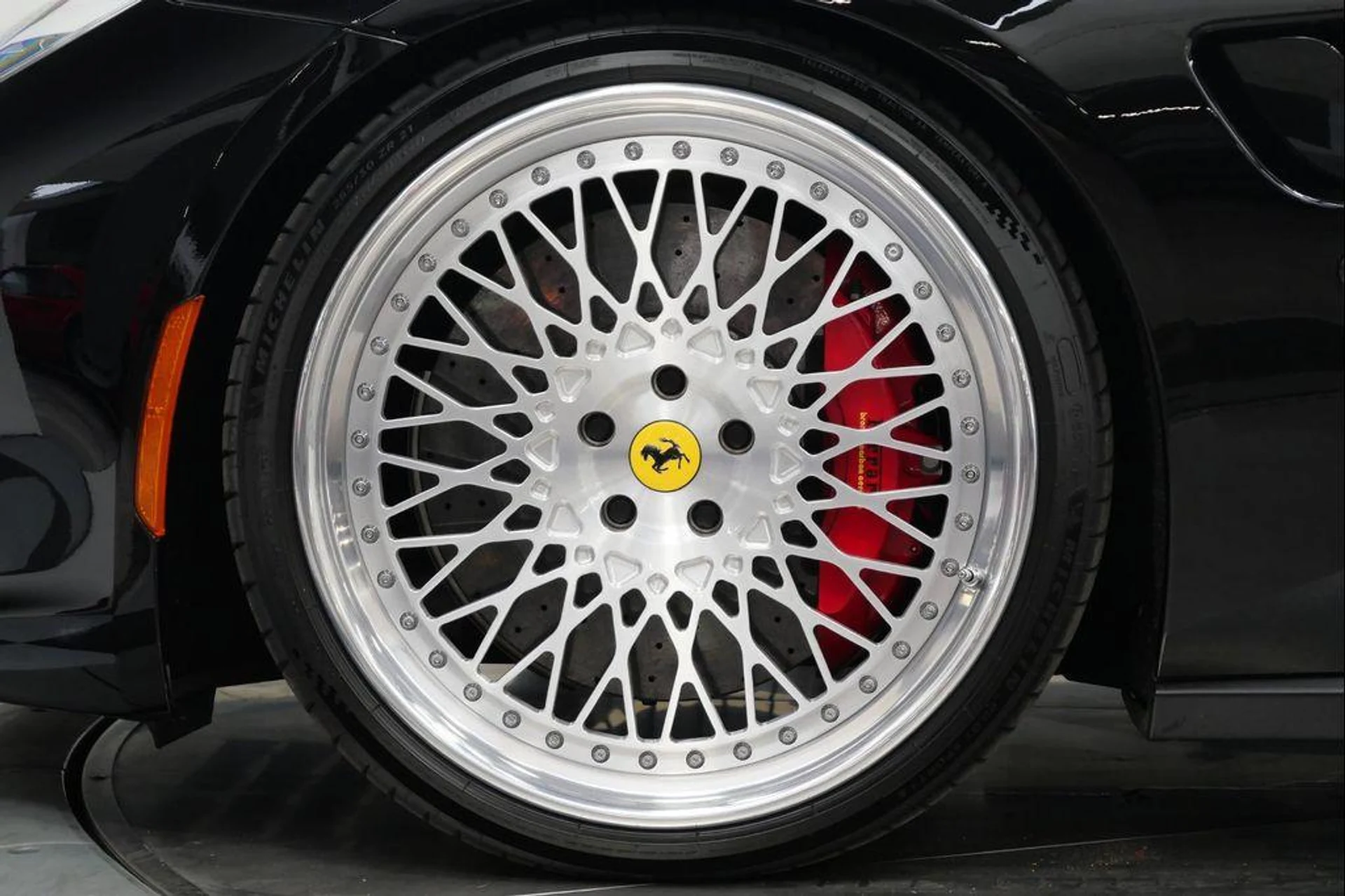 mph009_1840995695_X_Py535ab_X_Dpbwq4l39_Vlx_RHZ_5_Ko_c69b801676