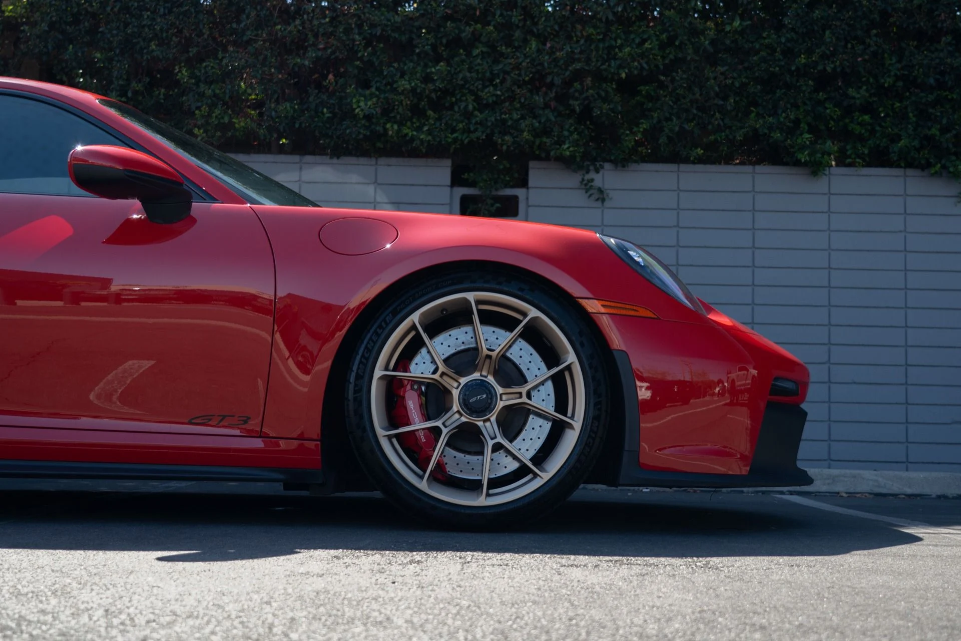 mph009_1842888837_Used_2022_Porsche_911_GT_3_1757030198_5b109d83f9