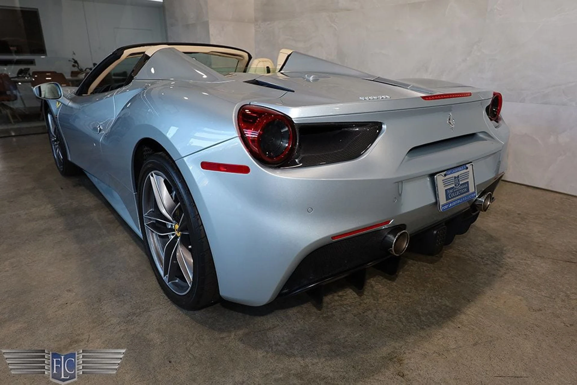 mph009_1857084720_used_2019_ferrari_488_spider_convertible_9689_22967902_10_1024_49976202e8