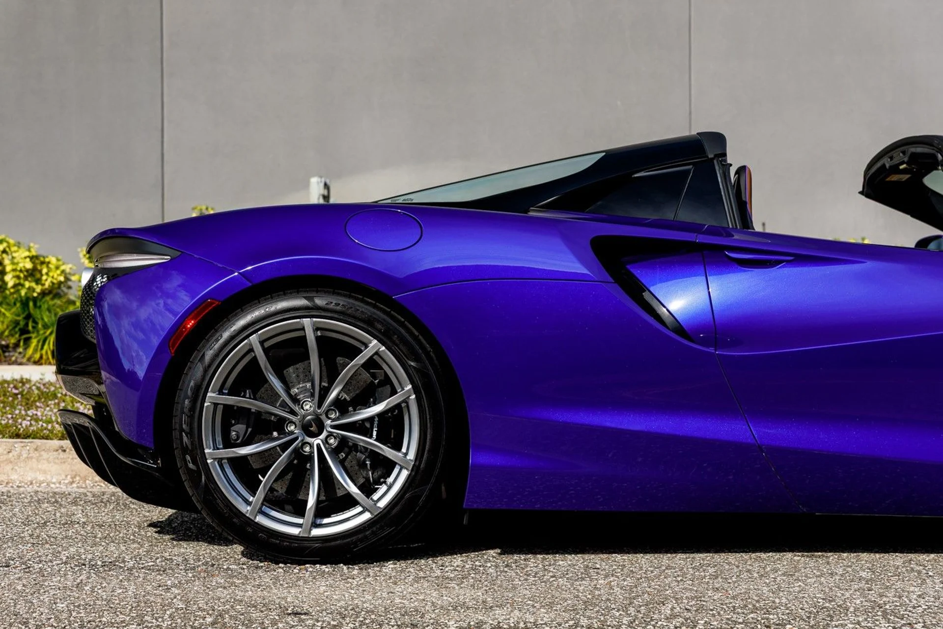 mph009_1858816067_620_p10_l_d894ff5452