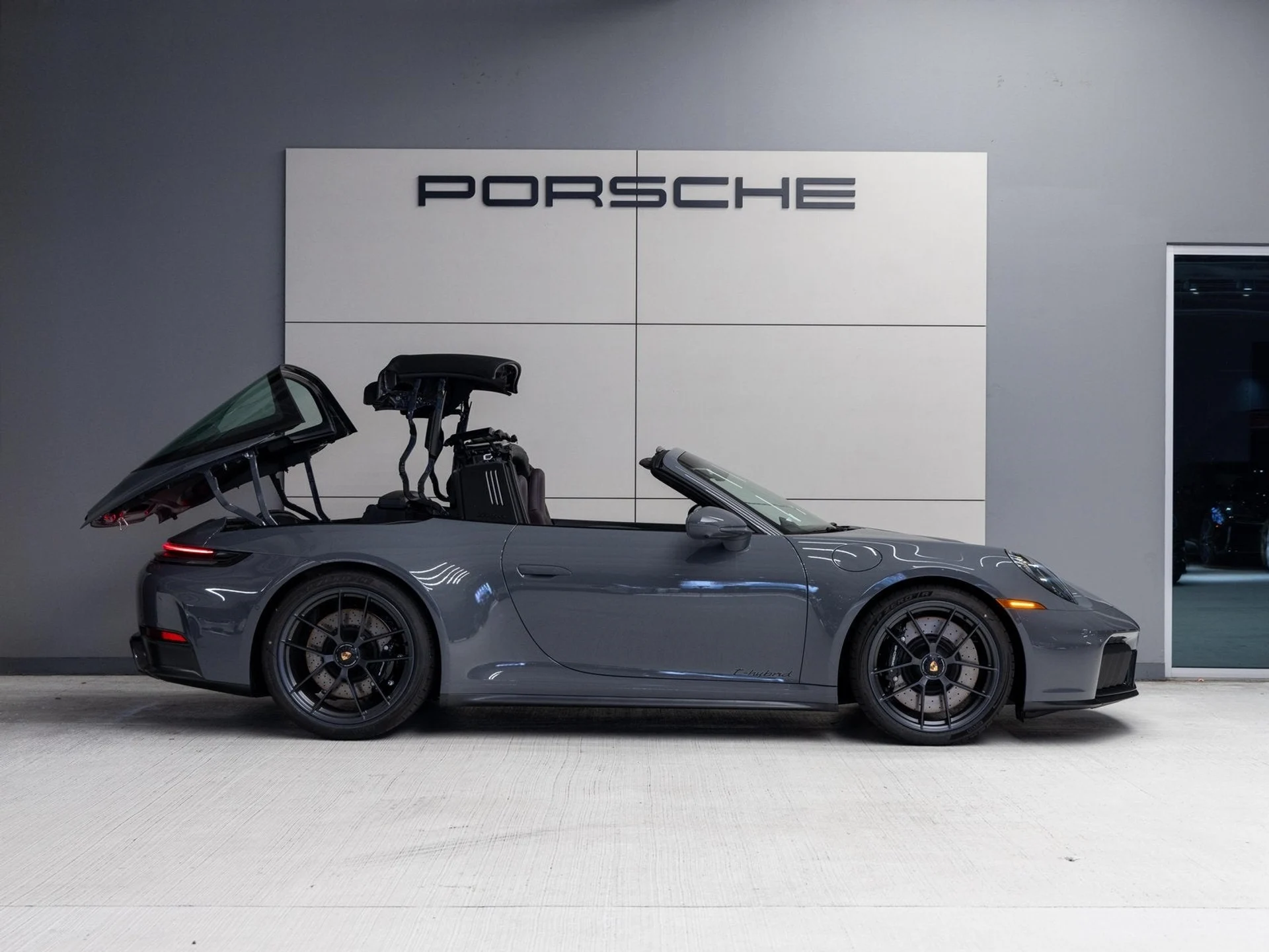 mph009_1877562556_10_cbf708cc04