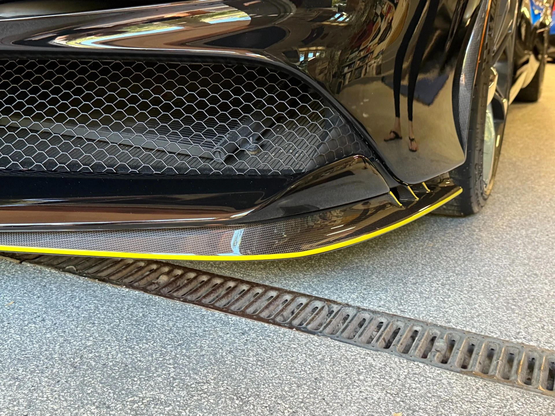 mph009_187903565_Used_2021_Ferrari_SF_90_Stradale_1770238979_9290db61ae