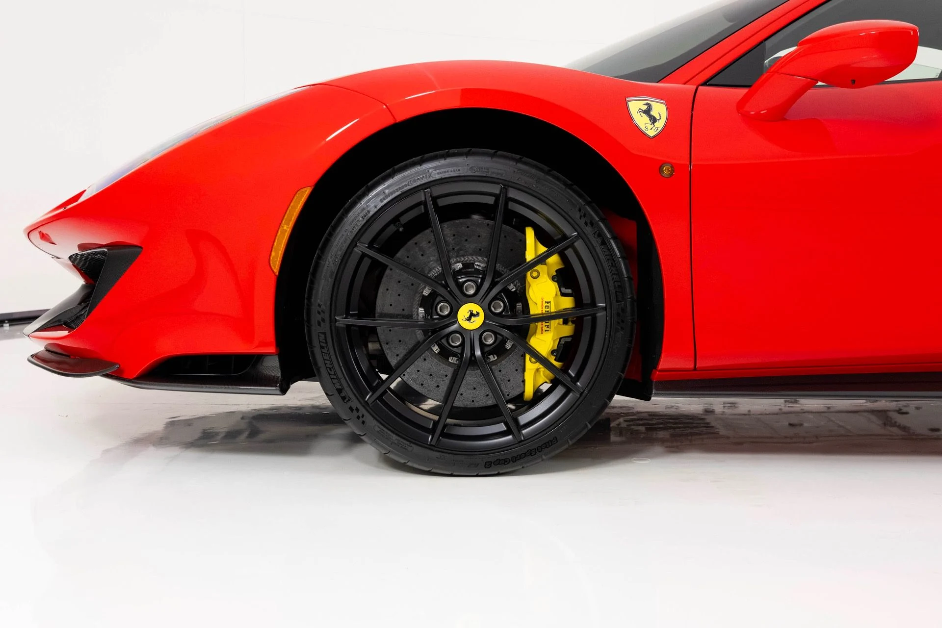 mph009_1885329597_Used_2019_Ferrari_488_Pista_Coupe_1764015849_eadff9b238