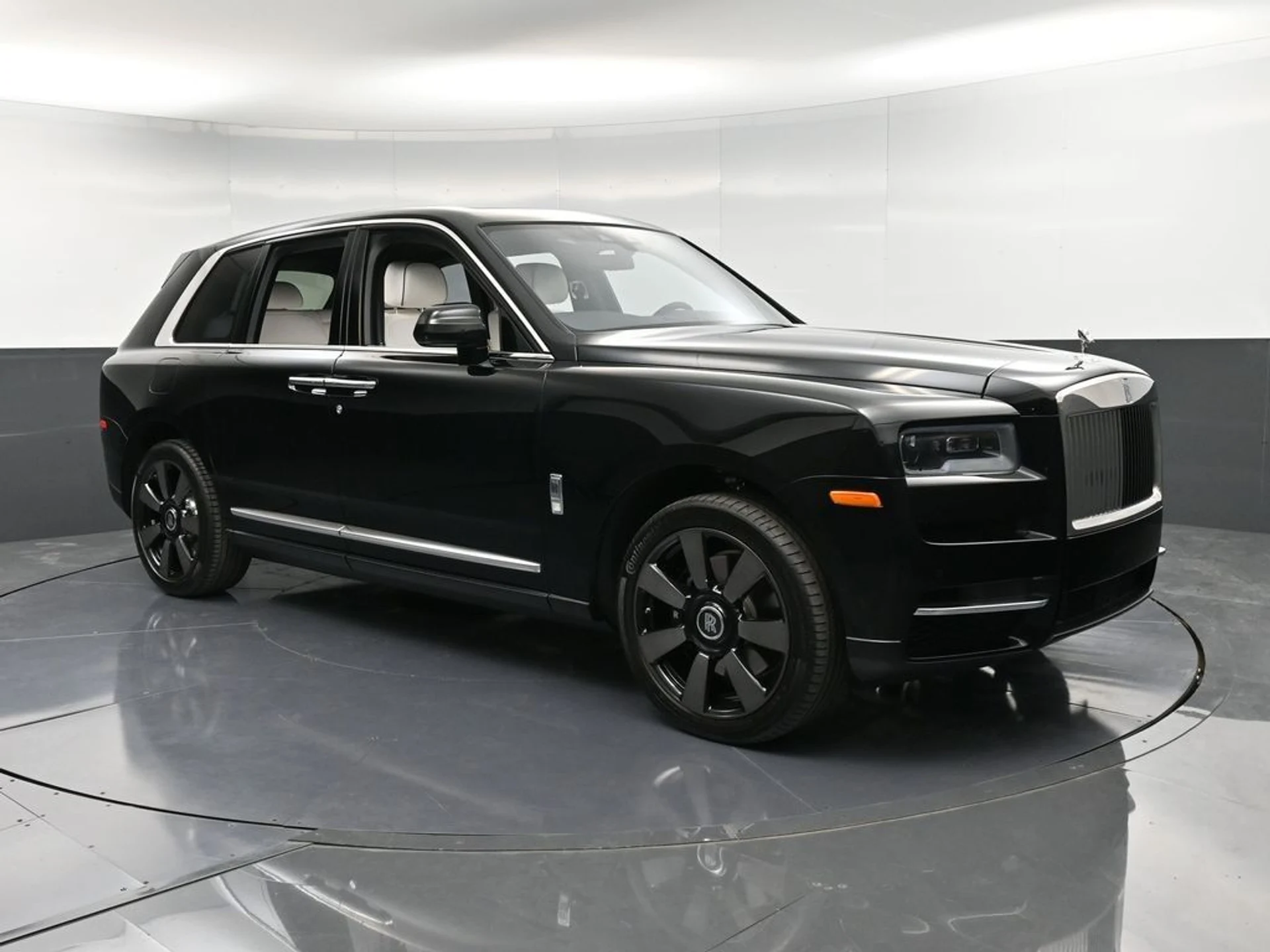 mph009_188551062_4ced27cf20470441ca81c9e9a5f03cb2_f9e6904218