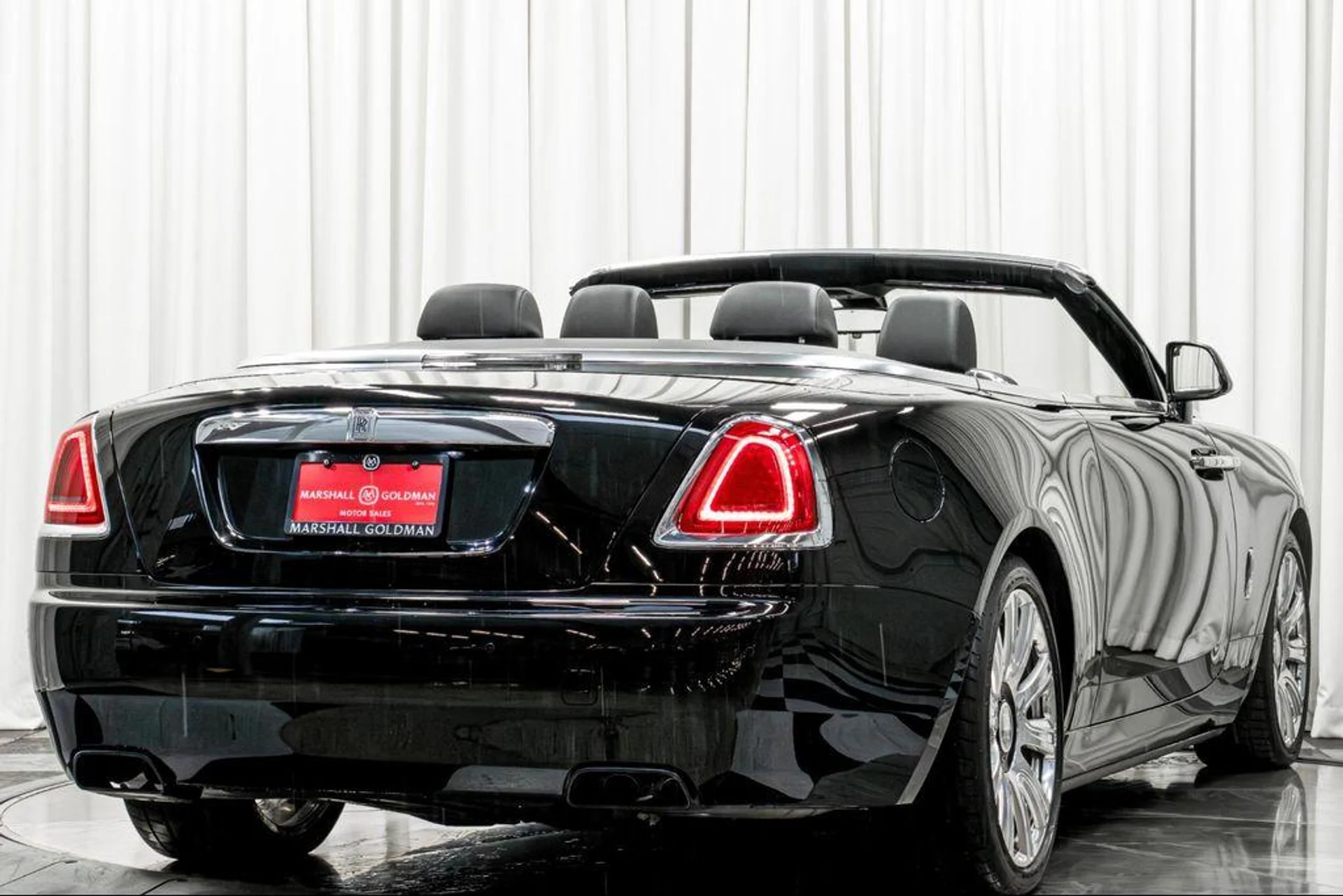 mph009_189119977_Z_Nn10_R_Mr_RHK_6w8xetv_ZB_9_D_Dy_Jak_d727d8b652