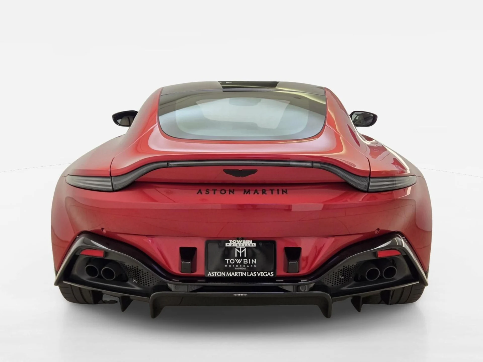 mph009_1903607066_Used_2023_Aston_Martin_Vantage_1784266987_8d7b39f8e4