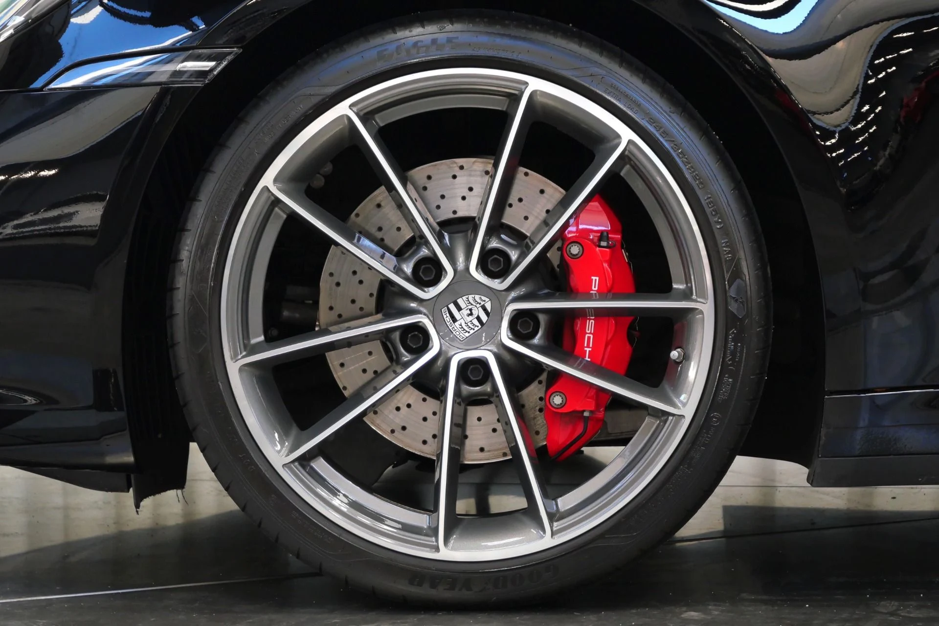 mph009_1916728718_Used_2024_Porsche_911_Carrera_S_Cabriolet_Sport_Exhaust_Carrera_Classic_Wheels_Bose_Audio_1764086379_a4f3f78ad5