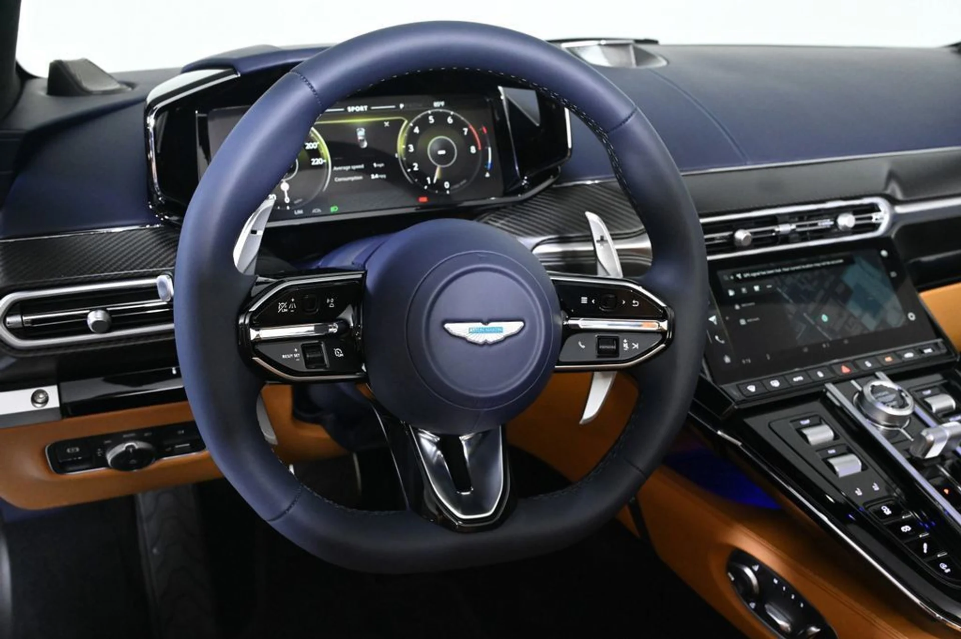 mph009_1929808017_new_2026_aston_martin_vantage_sroadster_11350_23021666_10_1024_449ac000b9