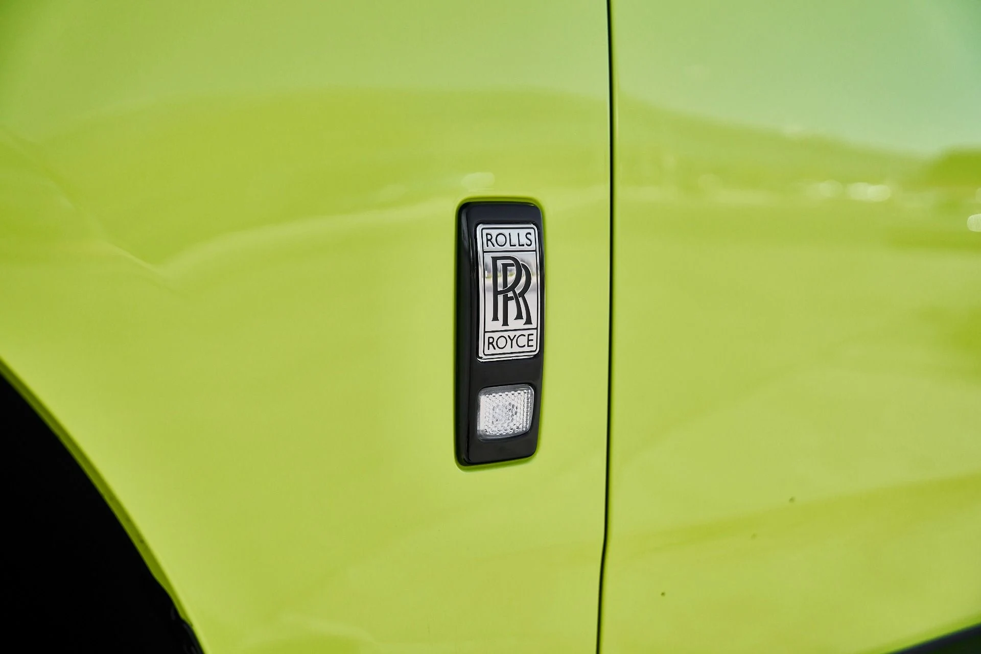 mph009_1937951846_Used_2024_Rolls_Royce_Cullinan_Base_1773162563_3460136ea3