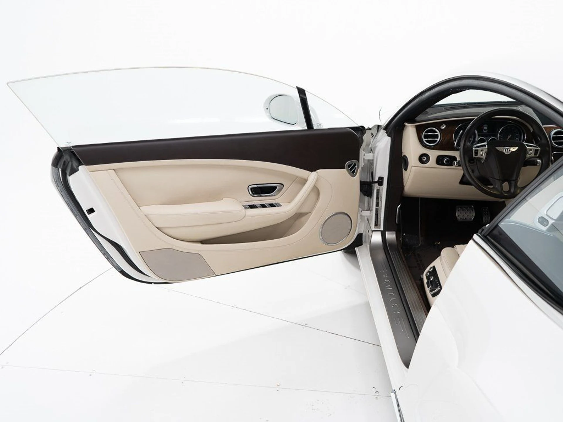 mph009_1941066731_0ccadf50cac21fb731f1d2f5f5a31eee_151cef26c4