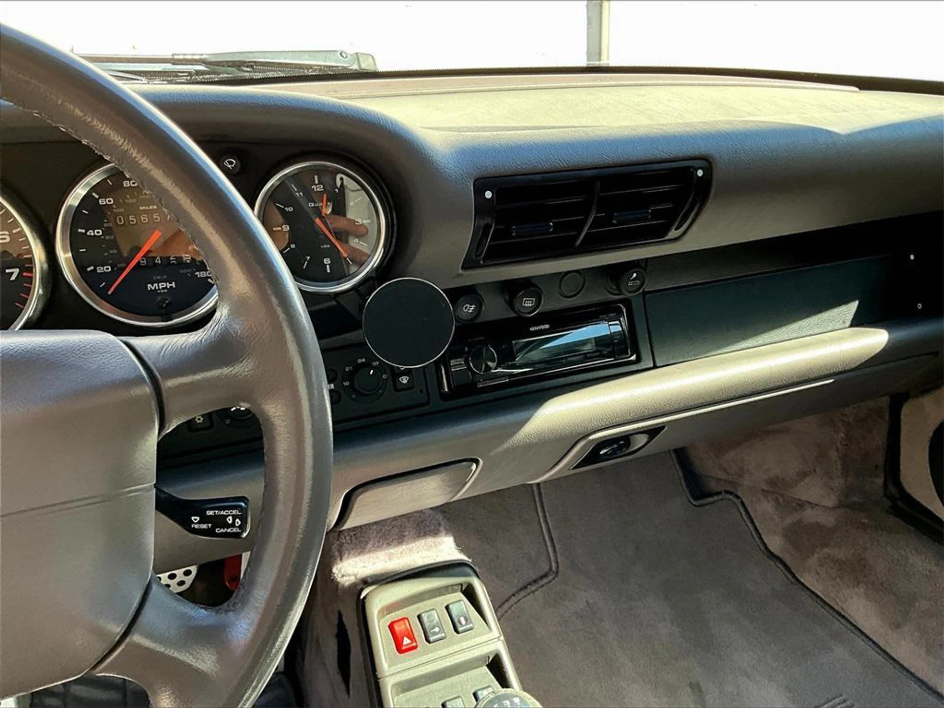 mph009_1949738230_c_Ea_Qk_C4_qqkmn6o_IKYDIP_977l_LE_cc00272bd2