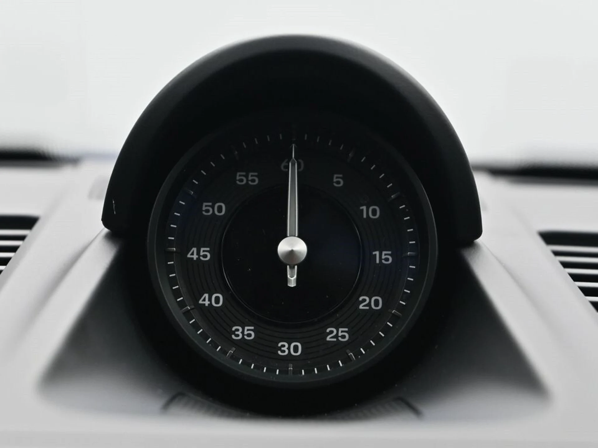 mph009_1957613534_ef6e13928bf5ec2f1aaa984366785344x_a7f3952afe