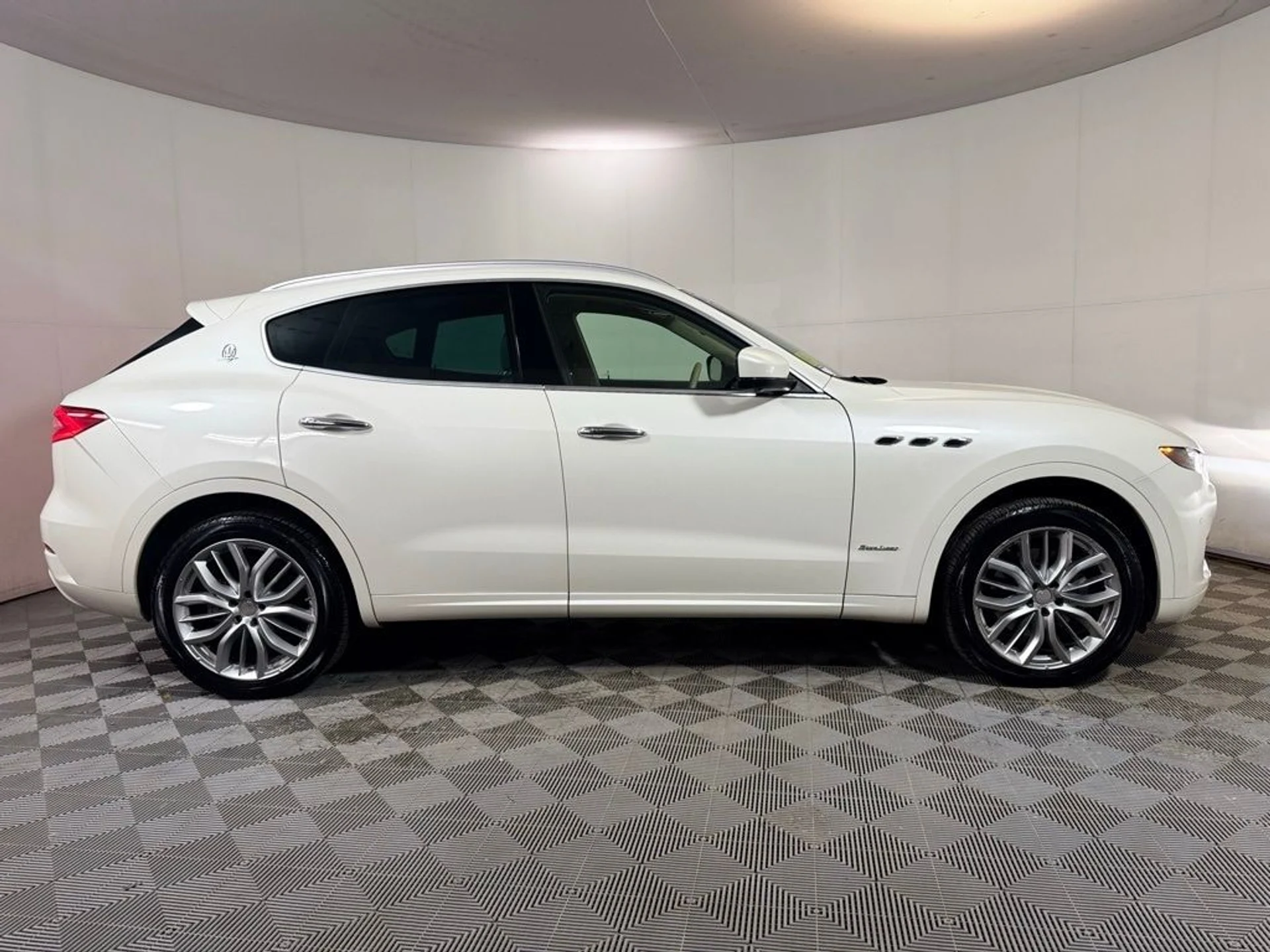 mph009_1962948565_b7200727d574de0bdb06eb623cd7962dx_8d44ec62a1