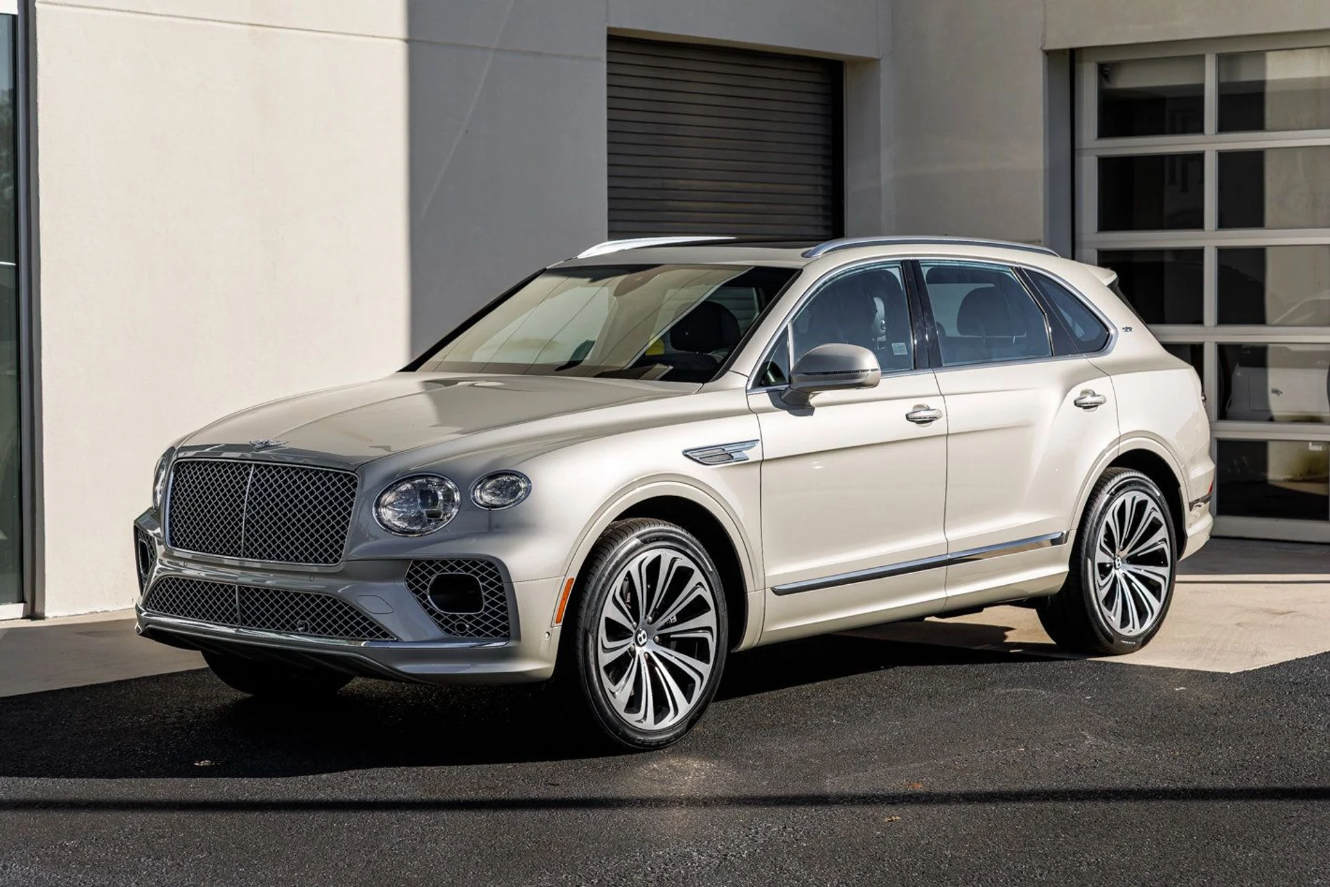 mph009_1963825672_31b925cc6380601bc7c429c960dc334bx_adf2dba927