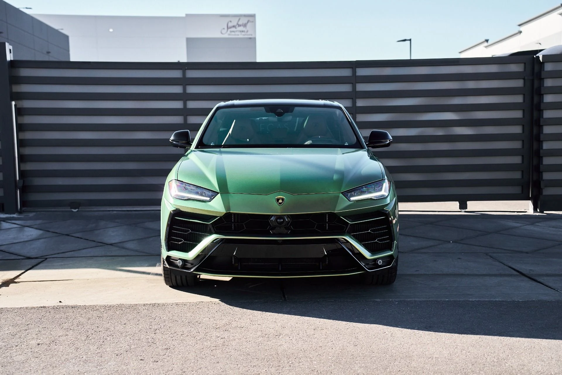 mph009_1969733061_Used_2022_Lamborghini_Urus_1764710414_201c8d2af4