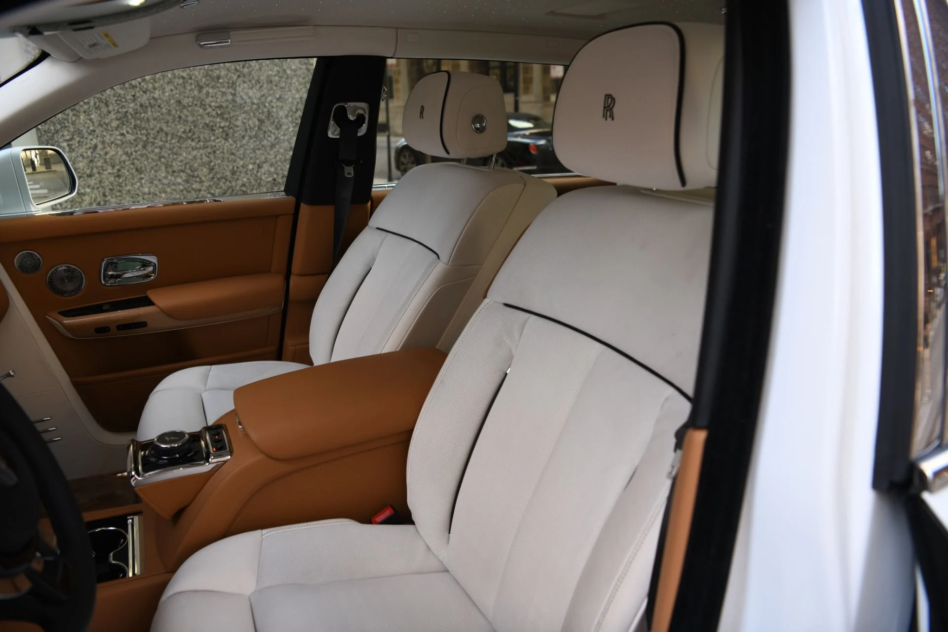 mph009_1969736090_10708_p11_l_312382cd2f