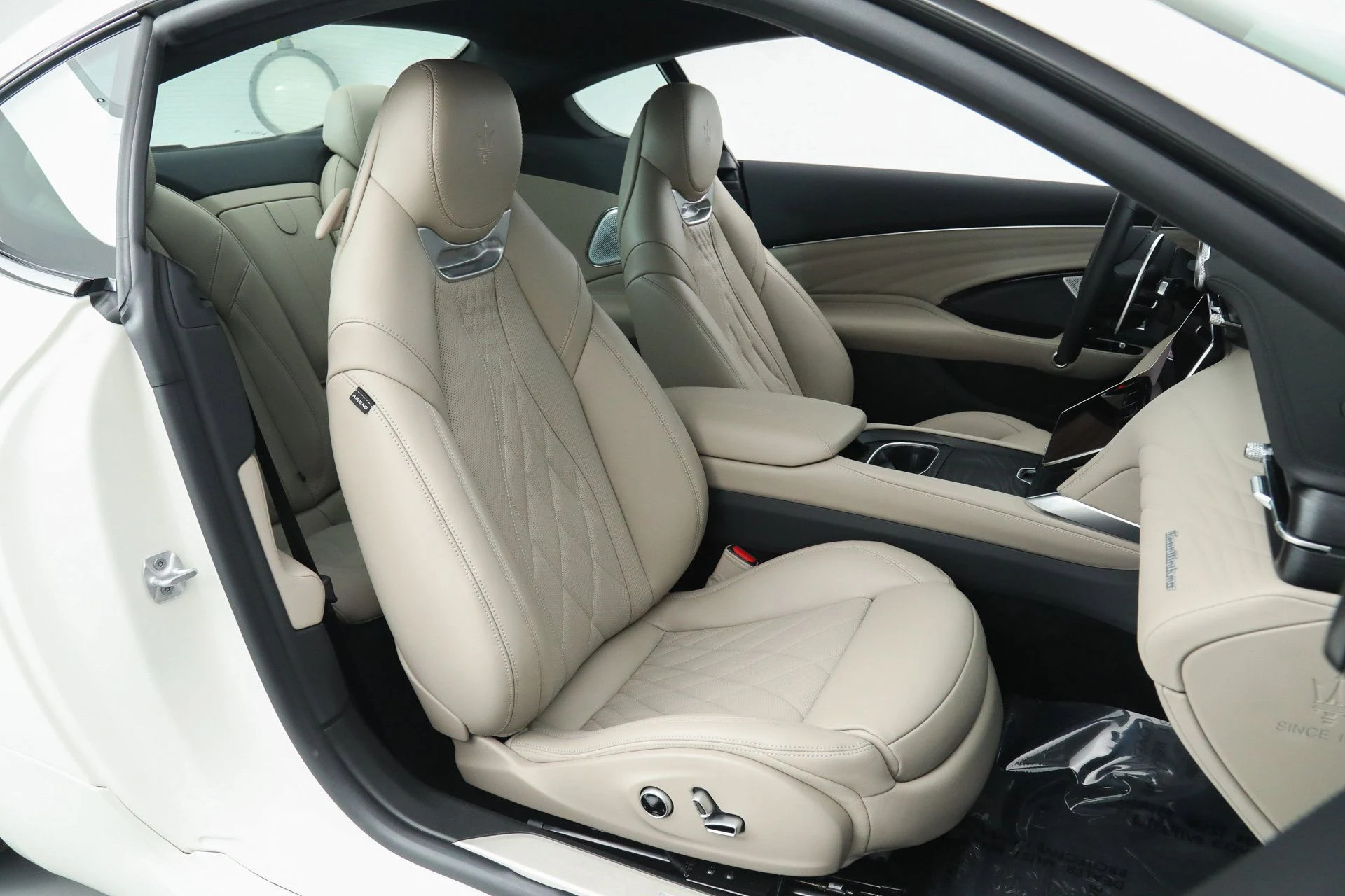 mph009_1976045341_34e7fc2350569f98cc2e7fb5572040a3_ef36a9cc14