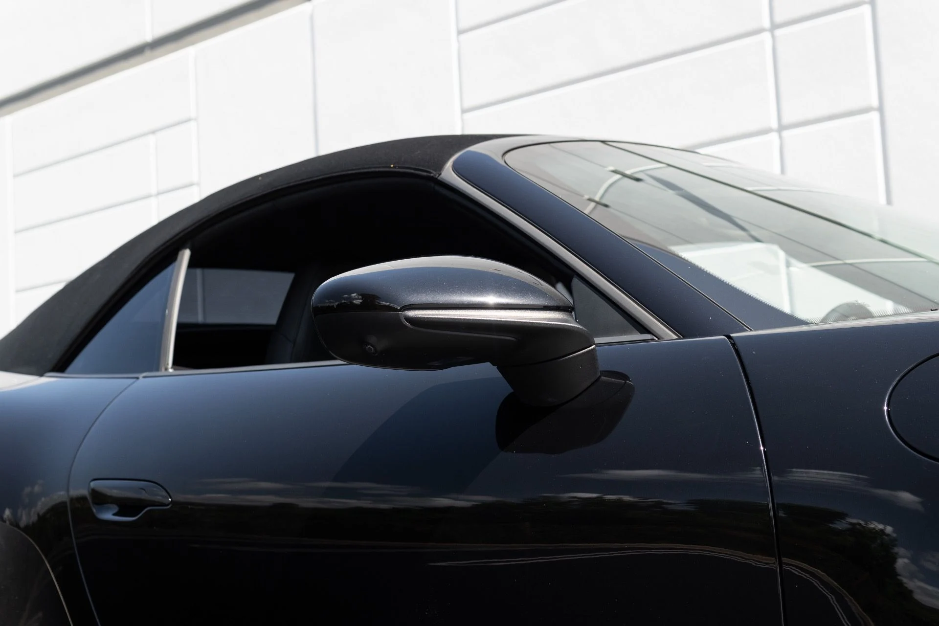 mph009_1976652262_Used_2021_Porsche_911_Carrera_1772596654_f85cd5c695