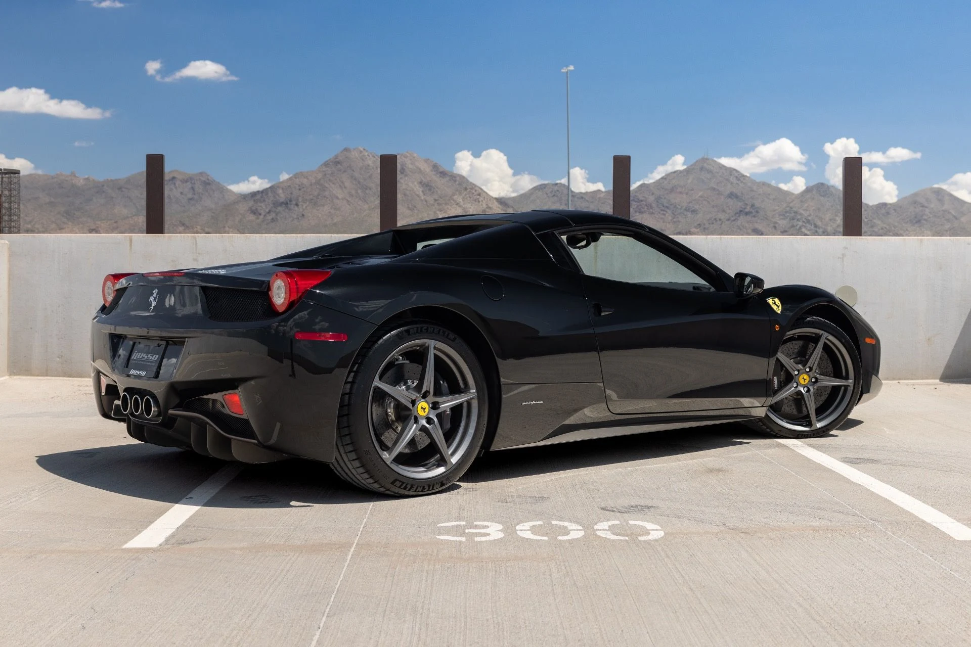 mph009_1977429066_Used_2012_Ferrari_458_Spider_1788476074_5d300b779f