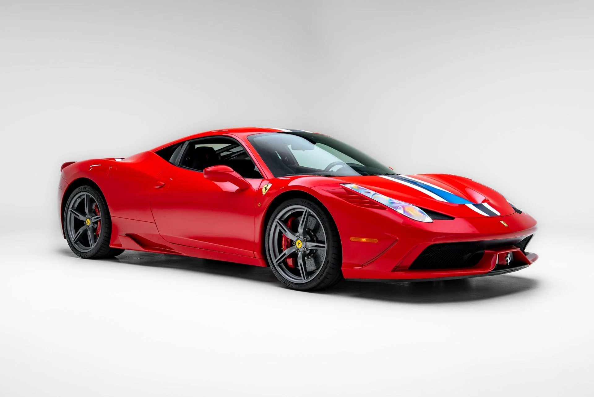 mph009_1982797407_Used_2015_Ferrari_458_Speciale_1777334454_5d765cb2ba